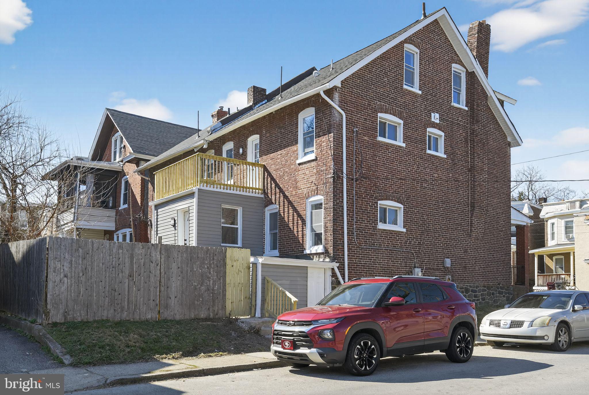 2420 N MADISON STREET