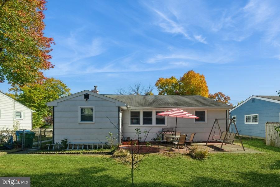 212 3RD AVENUE W