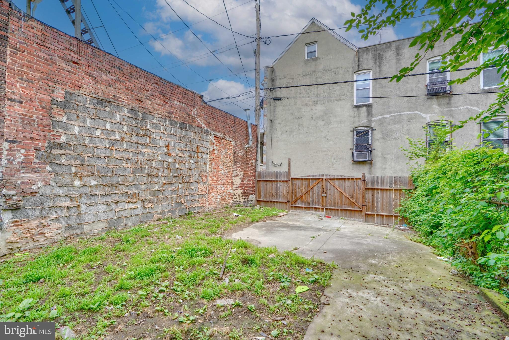 WOODBROOK - Residential