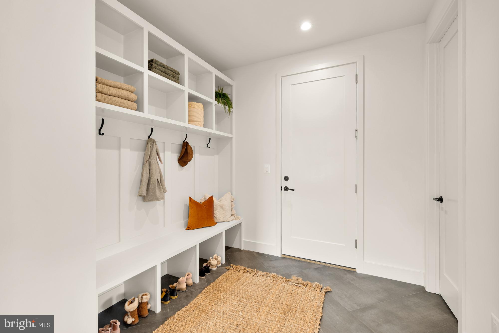 CHEVY CHASE - Residential