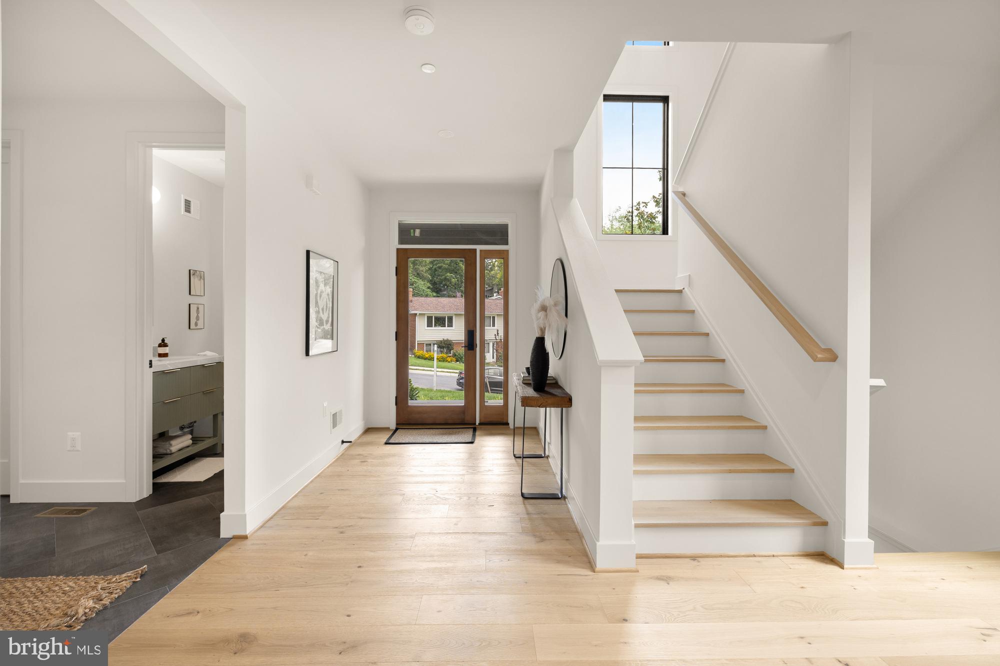 CHEVY CHASE - Residential