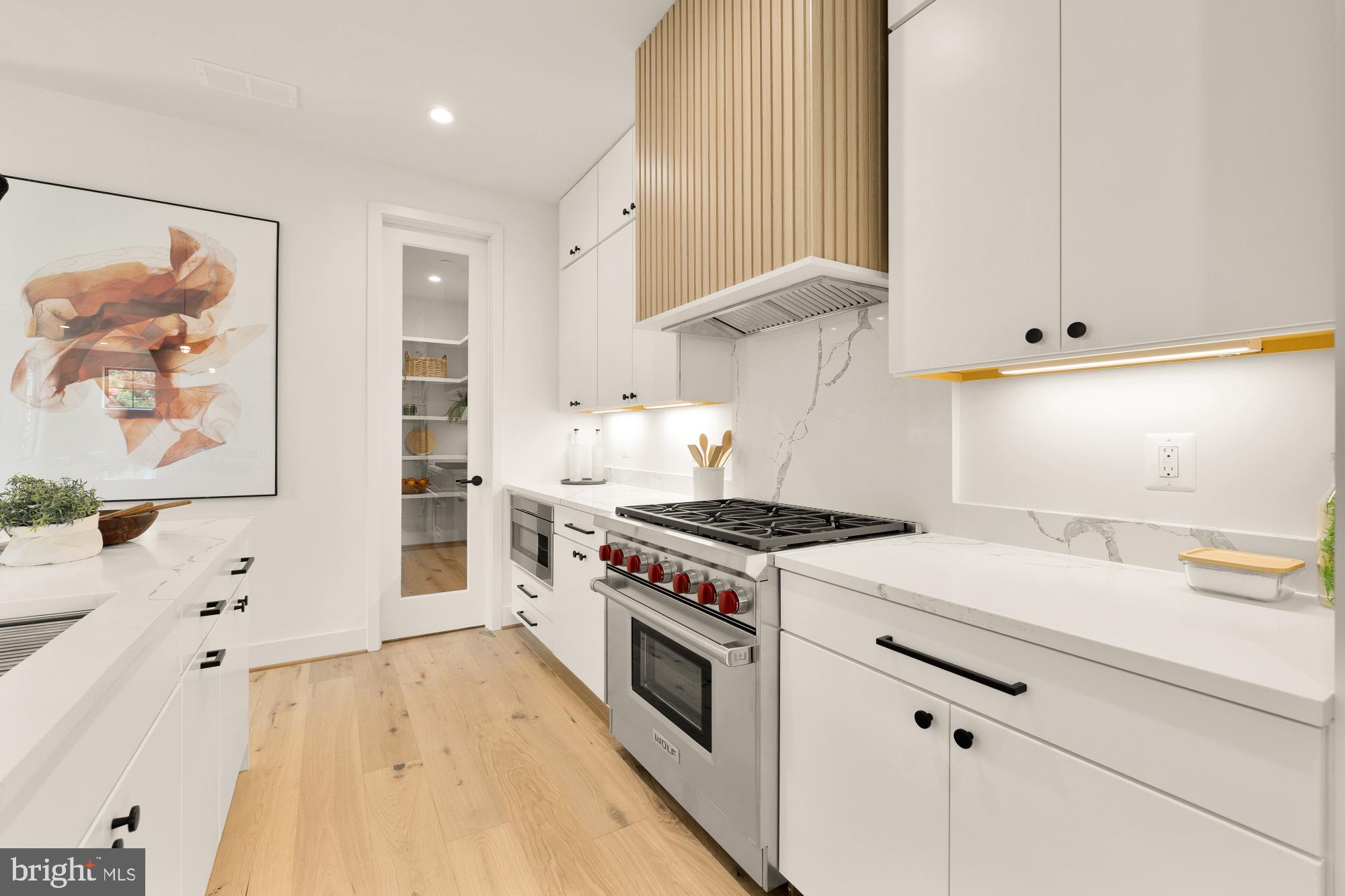 CHEVY CHASE - Residential