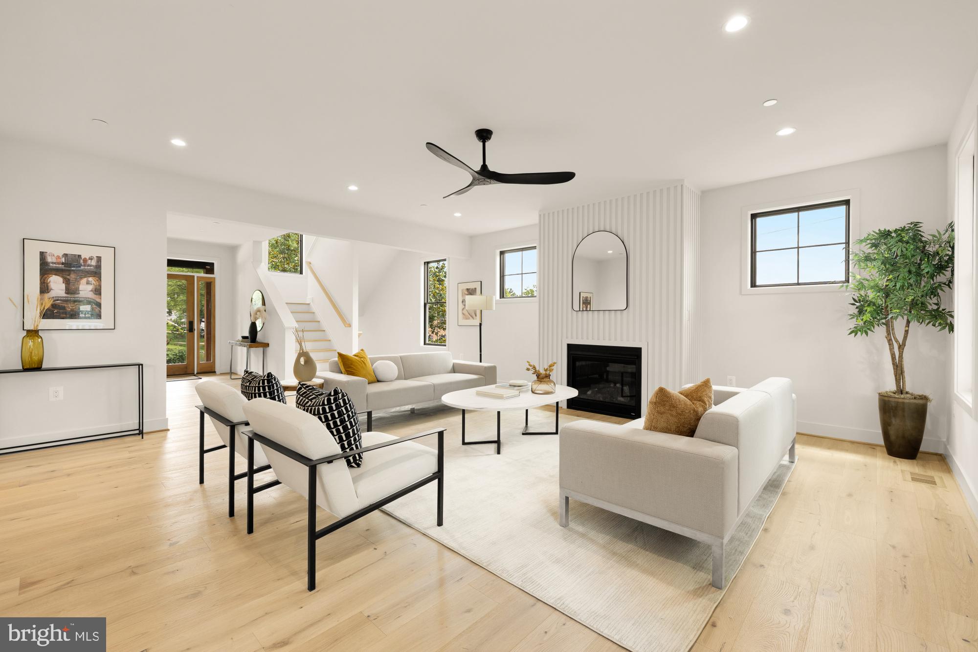 CHEVY CHASE - Residential