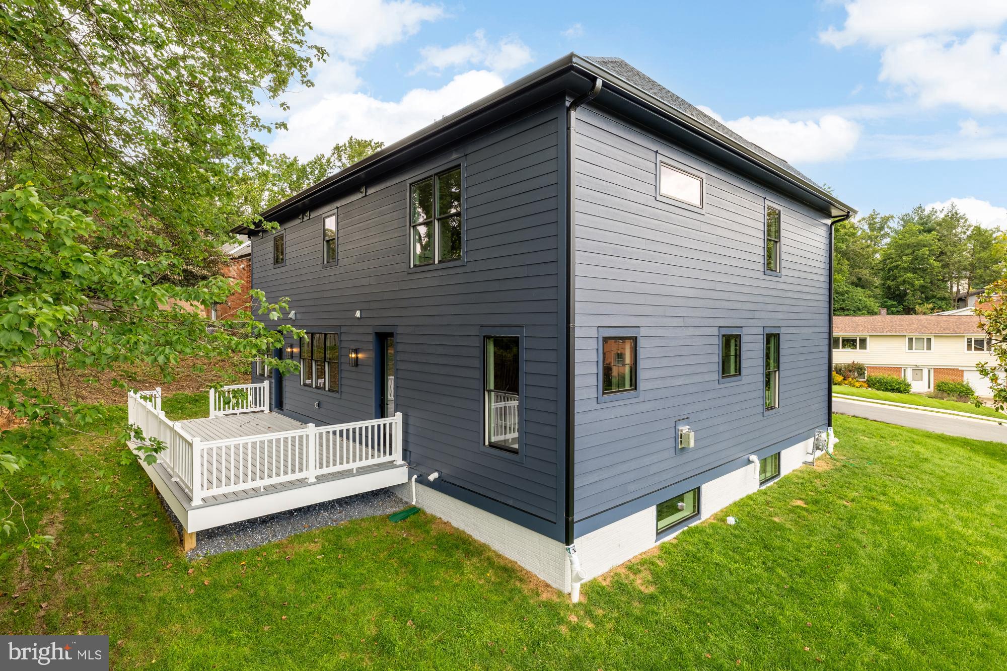 CHEVY CHASE - Residential