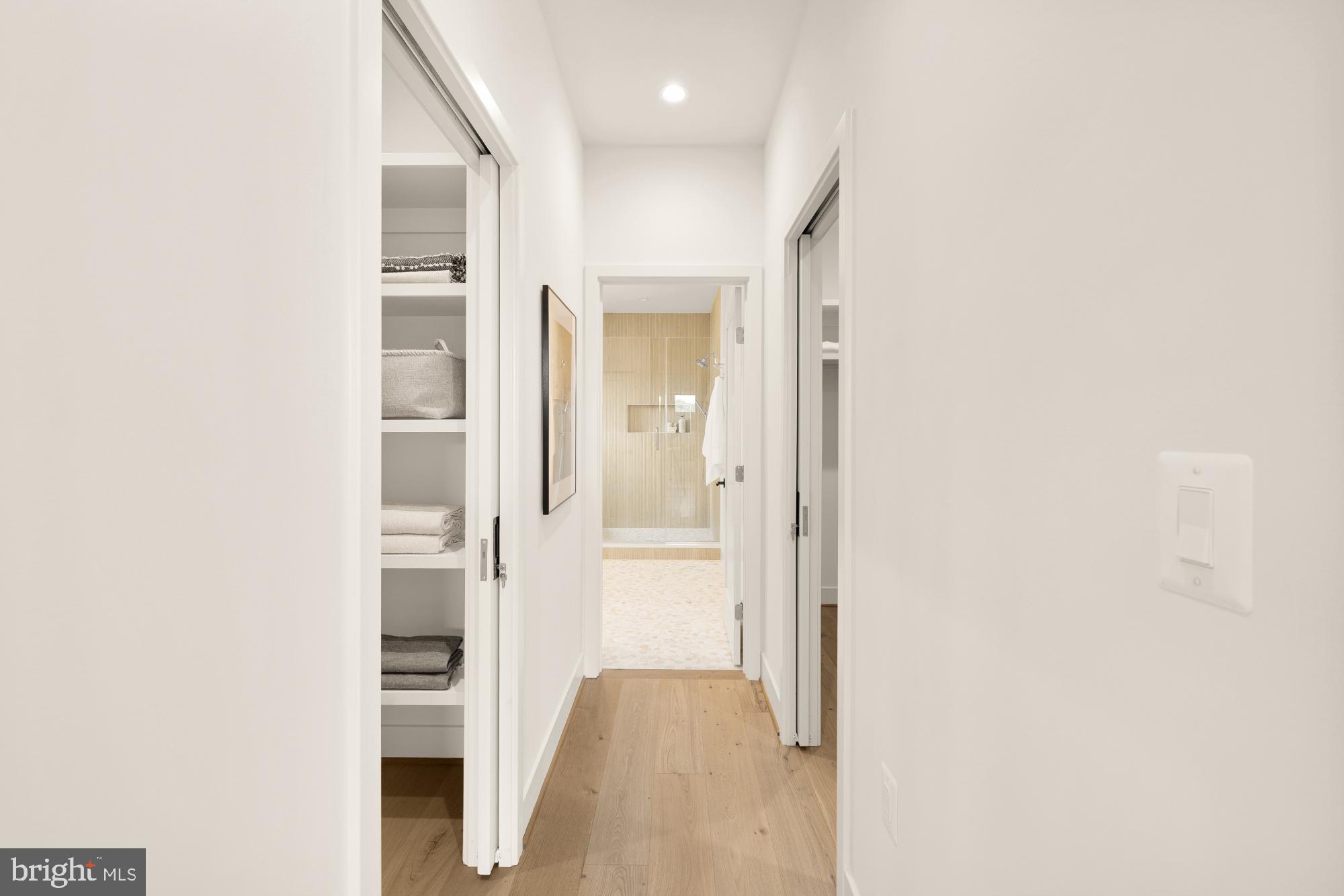 CHEVY CHASE - Residential