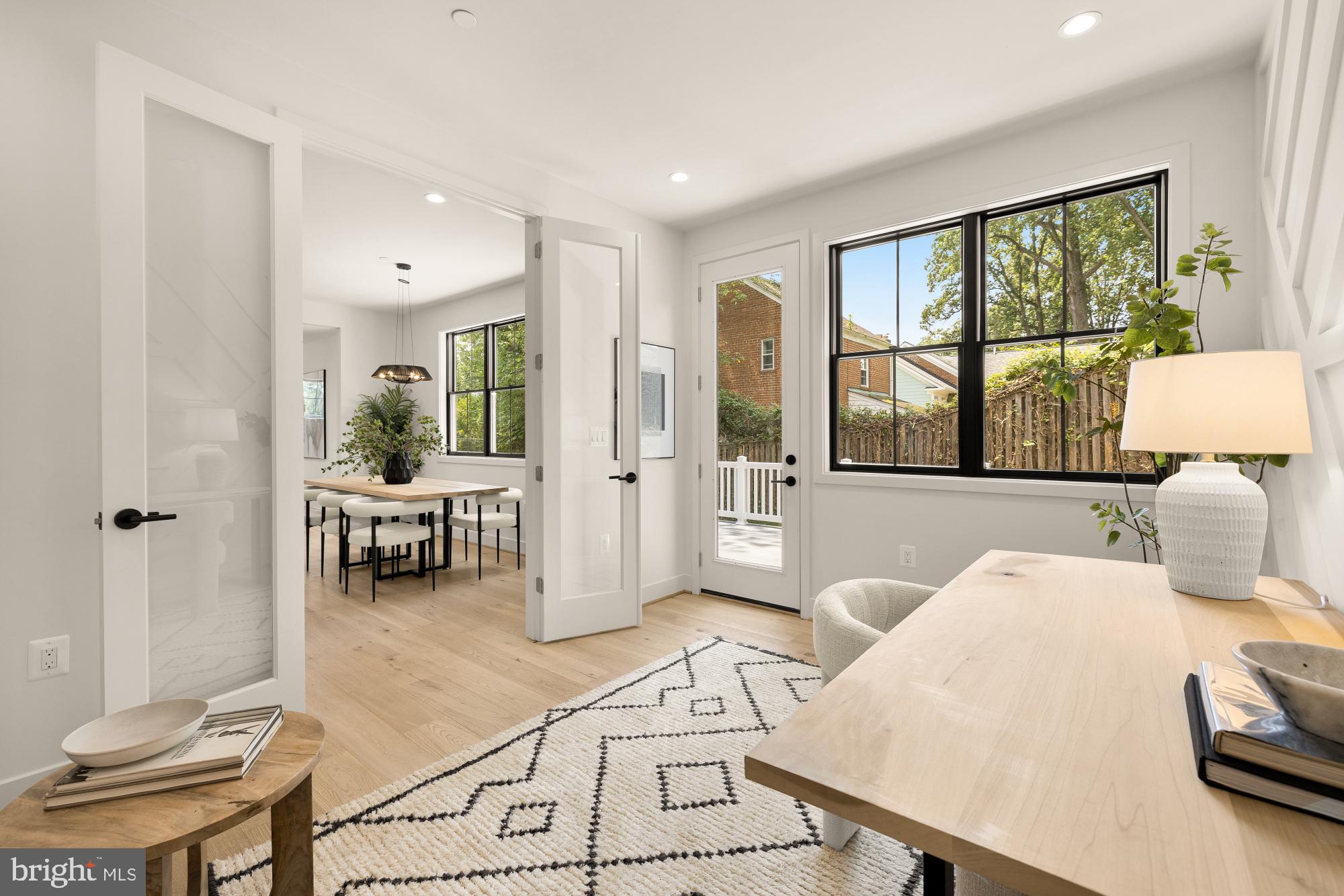 CHEVY CHASE - Residential