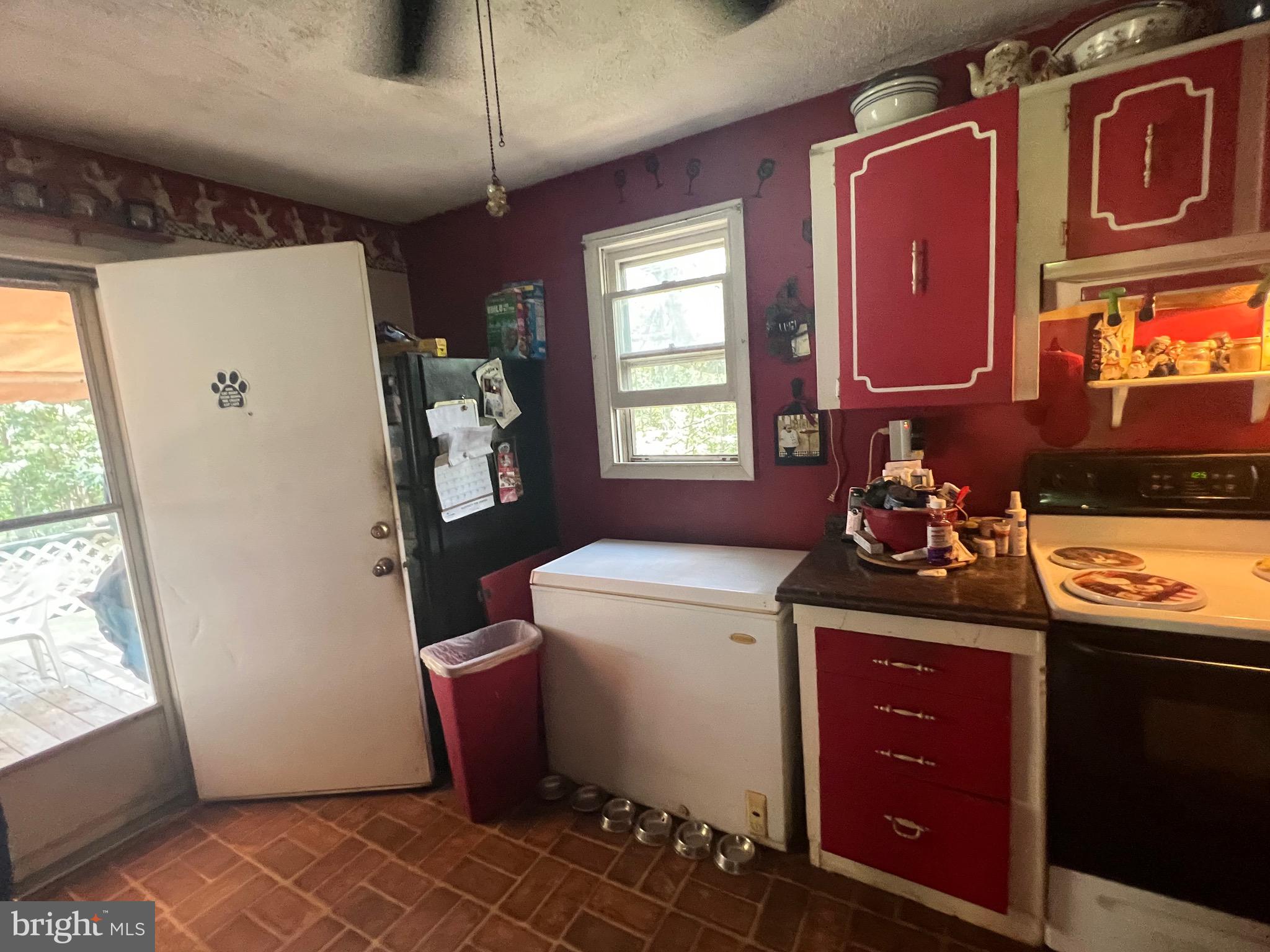 BADLANDS RANCHES - Residential