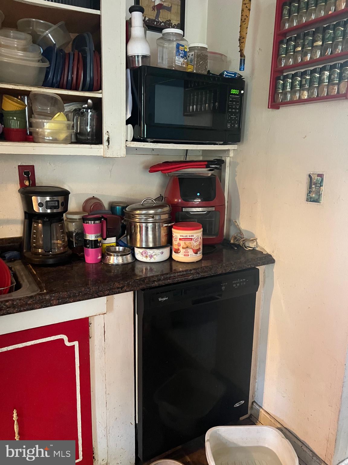 BADLANDS RANCHES - Residential