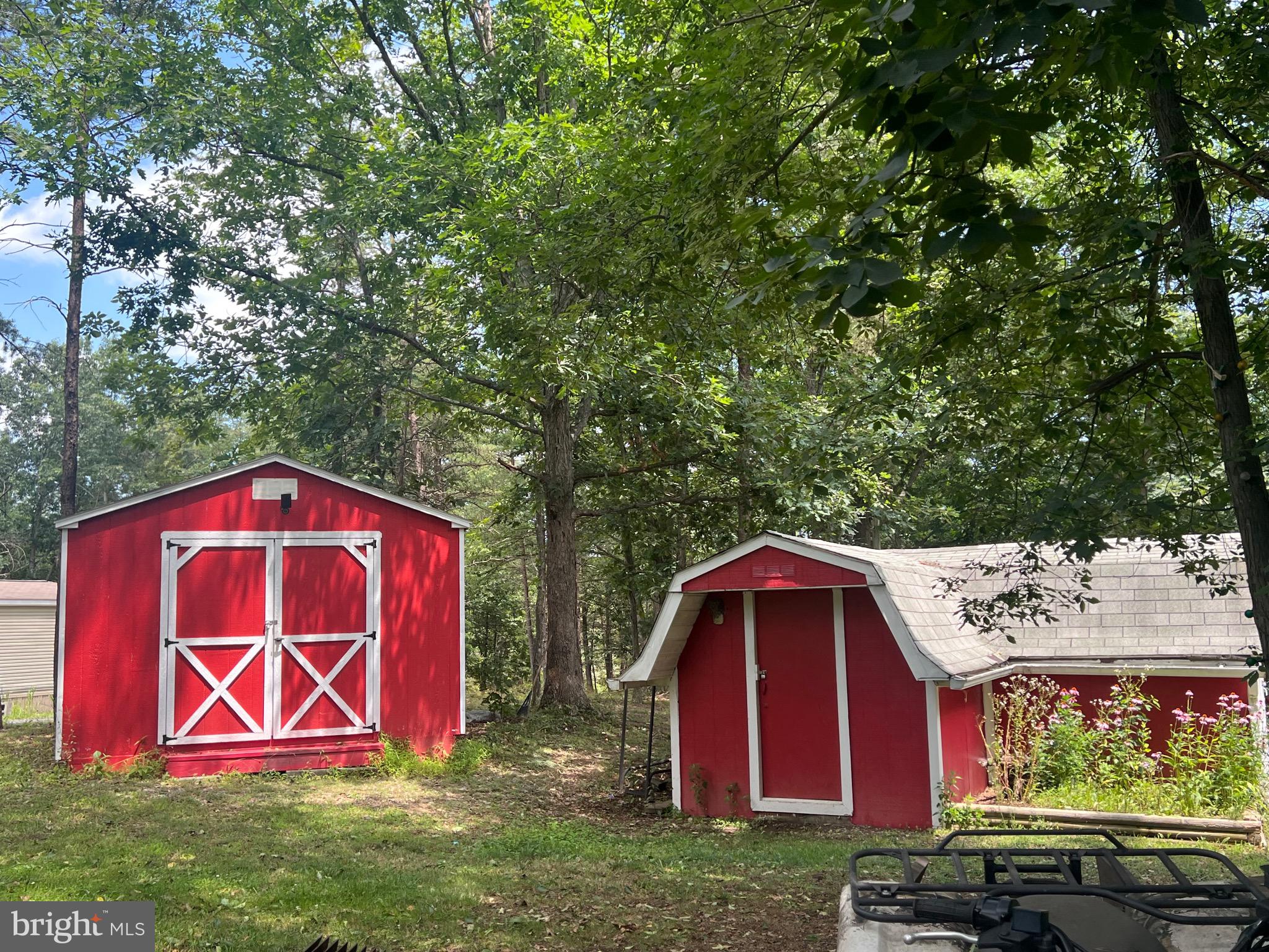 BADLANDS RANCHES - Residential