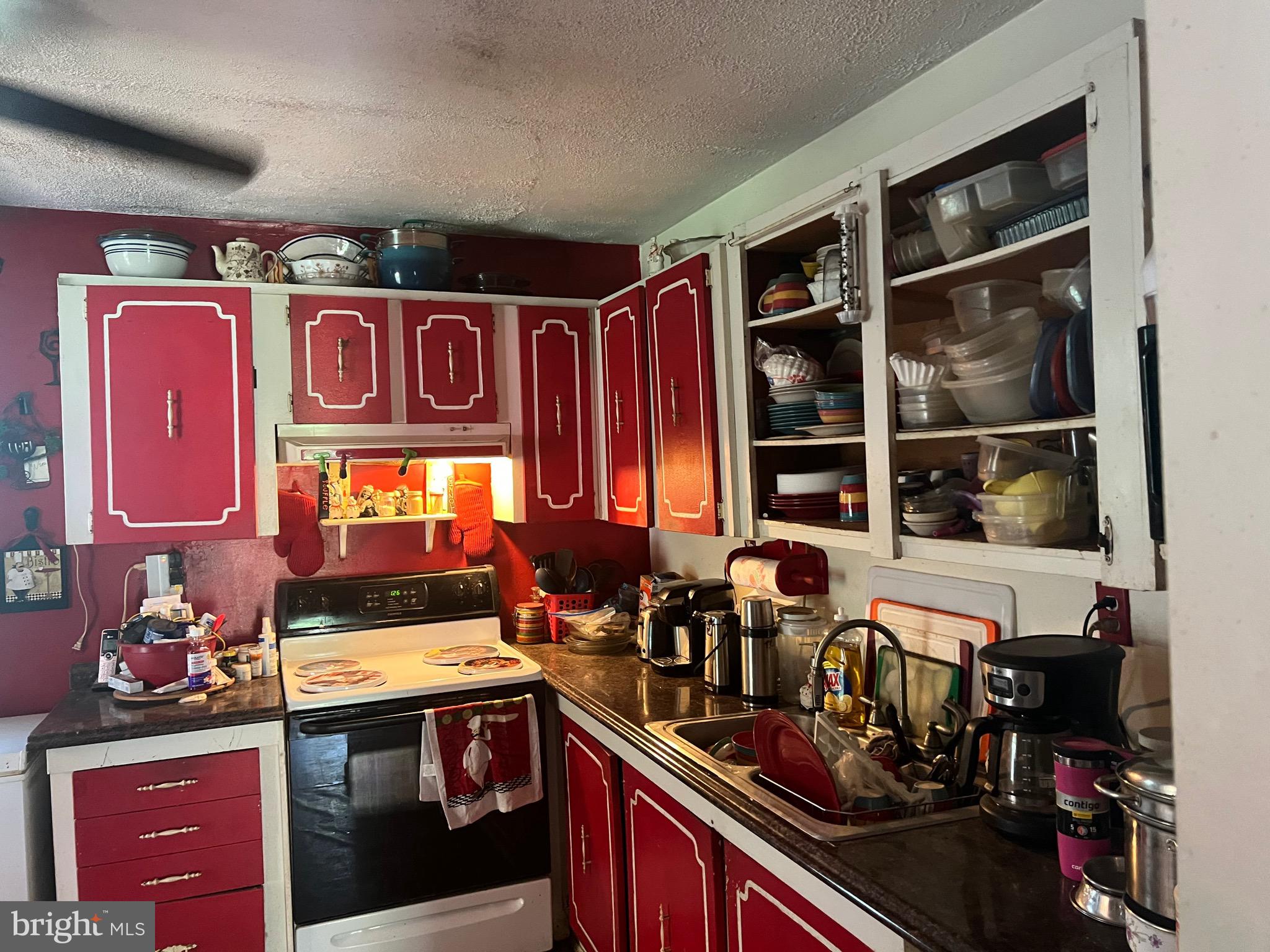 BADLANDS RANCHES - Residential