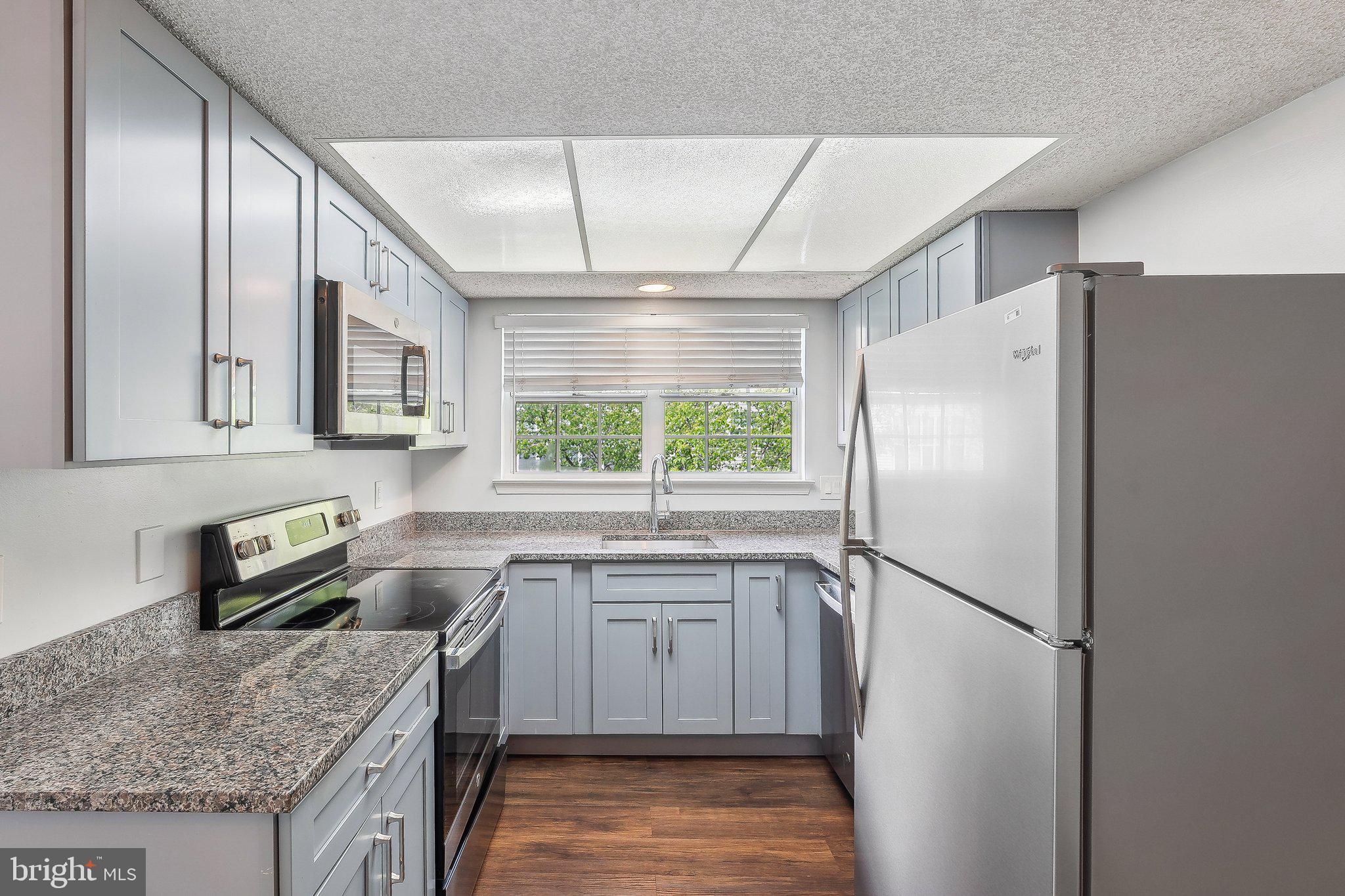 HEIGHTS AT PENDERBROOK - Residential Lease