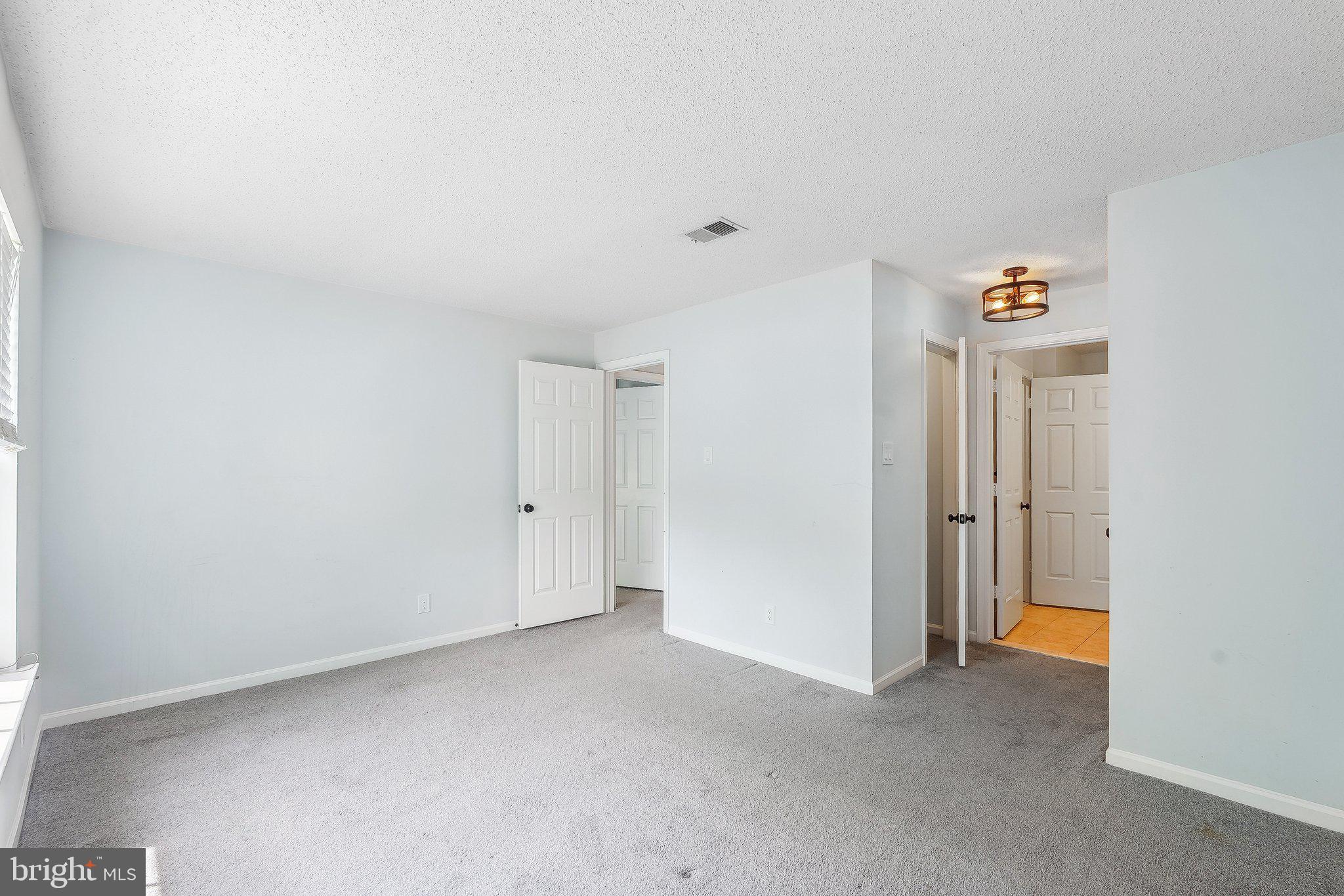 HEIGHTS AT PENDERBROOK - Residential Lease