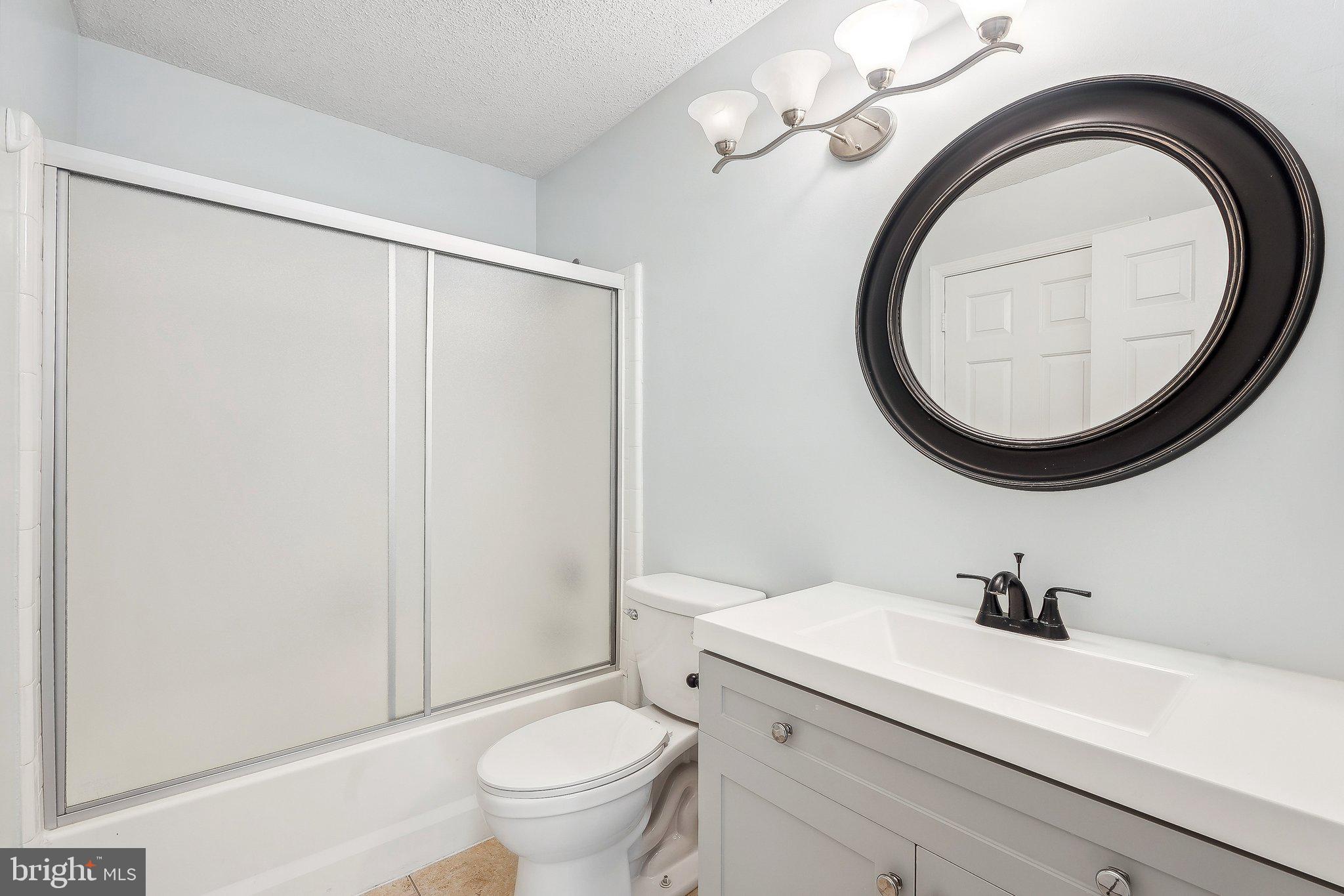 HEIGHTS AT PENDERBROOK - Residential Lease