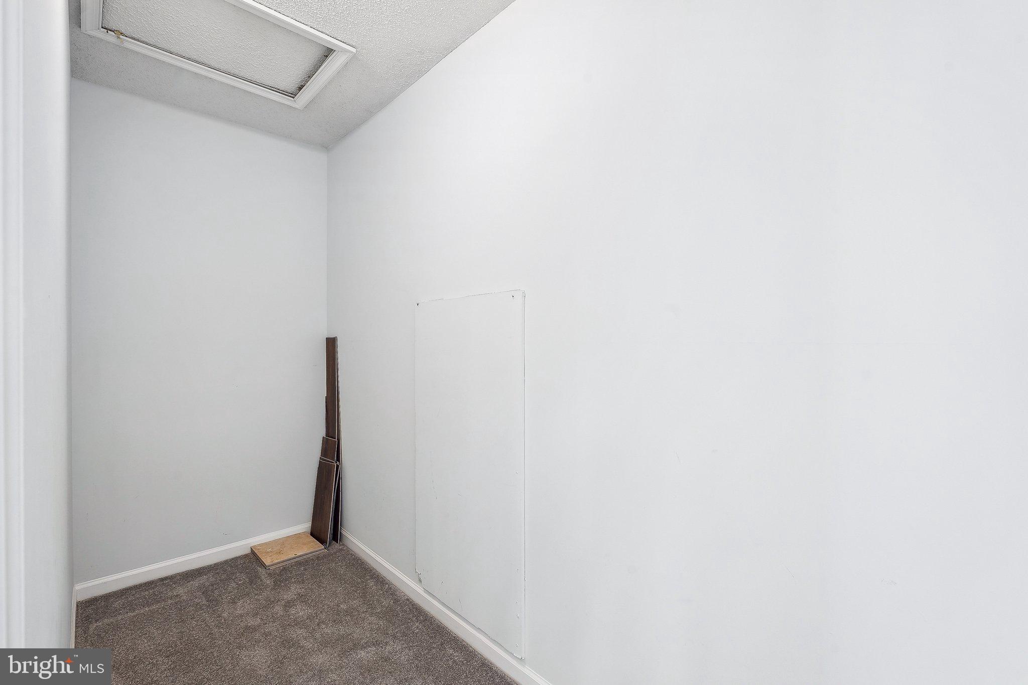 HEIGHTS AT PENDERBROOK - Residential Lease