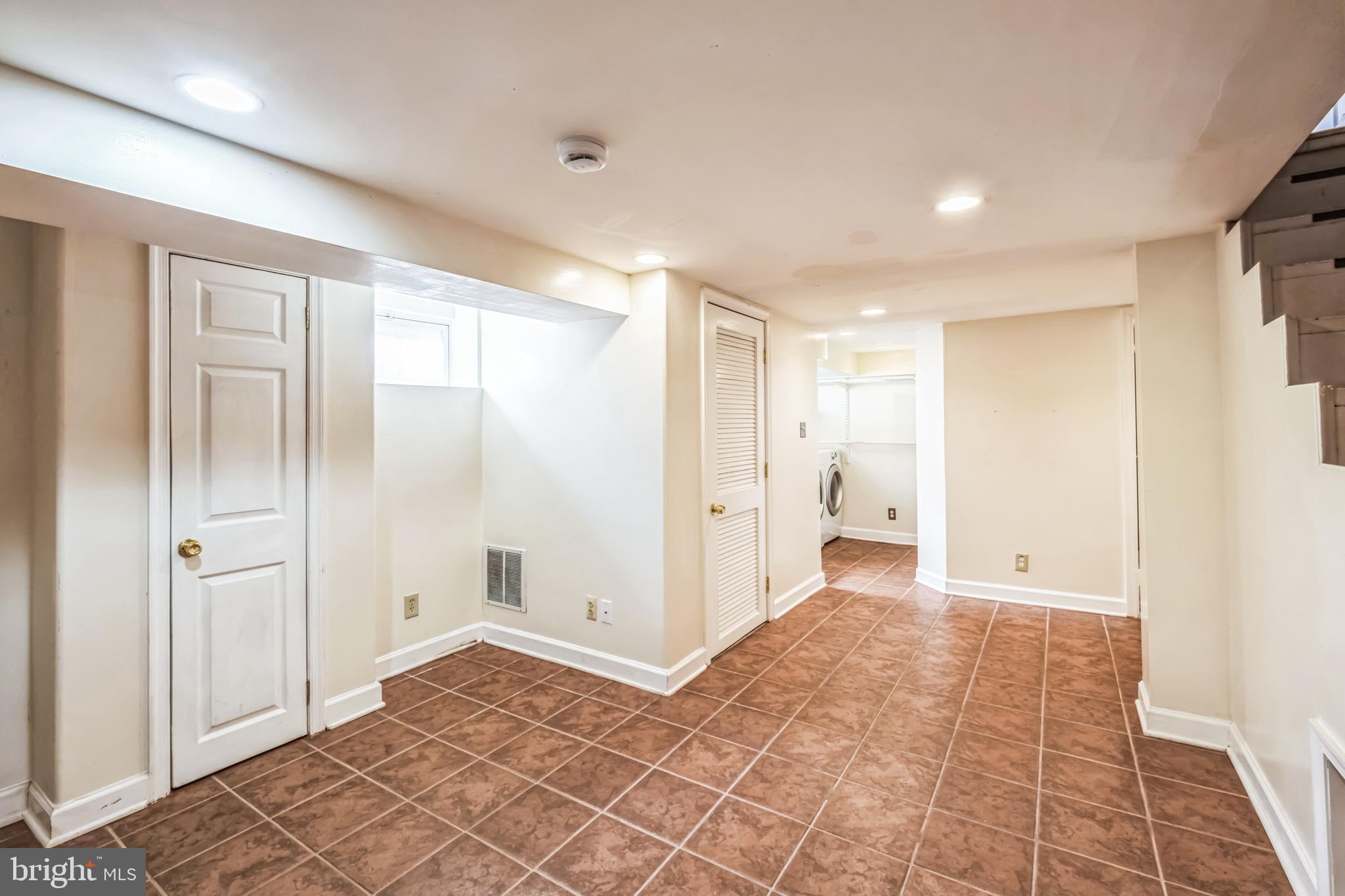 DUKE GARDENS - Residential