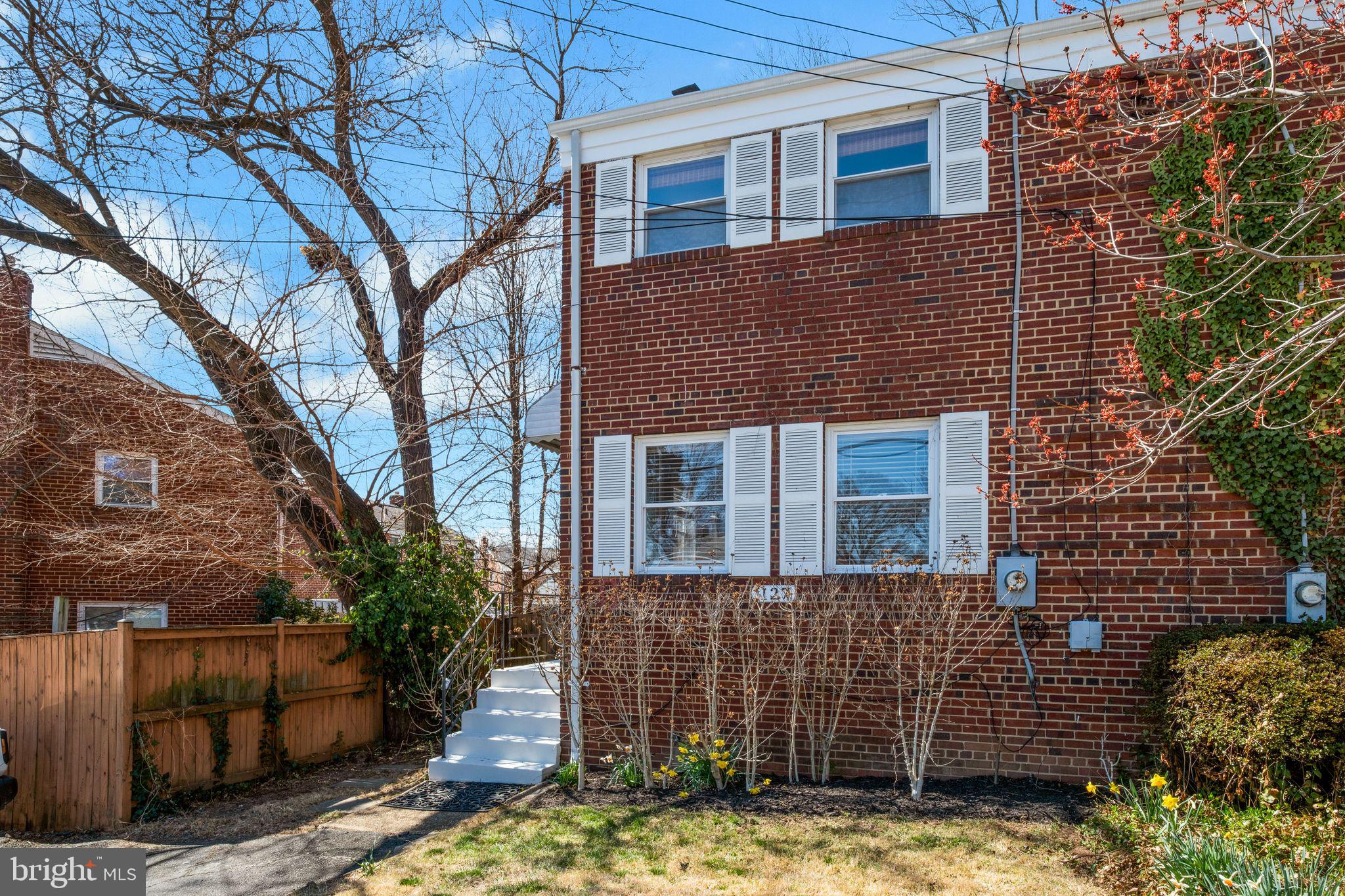 DUKE GARDENS - Residential