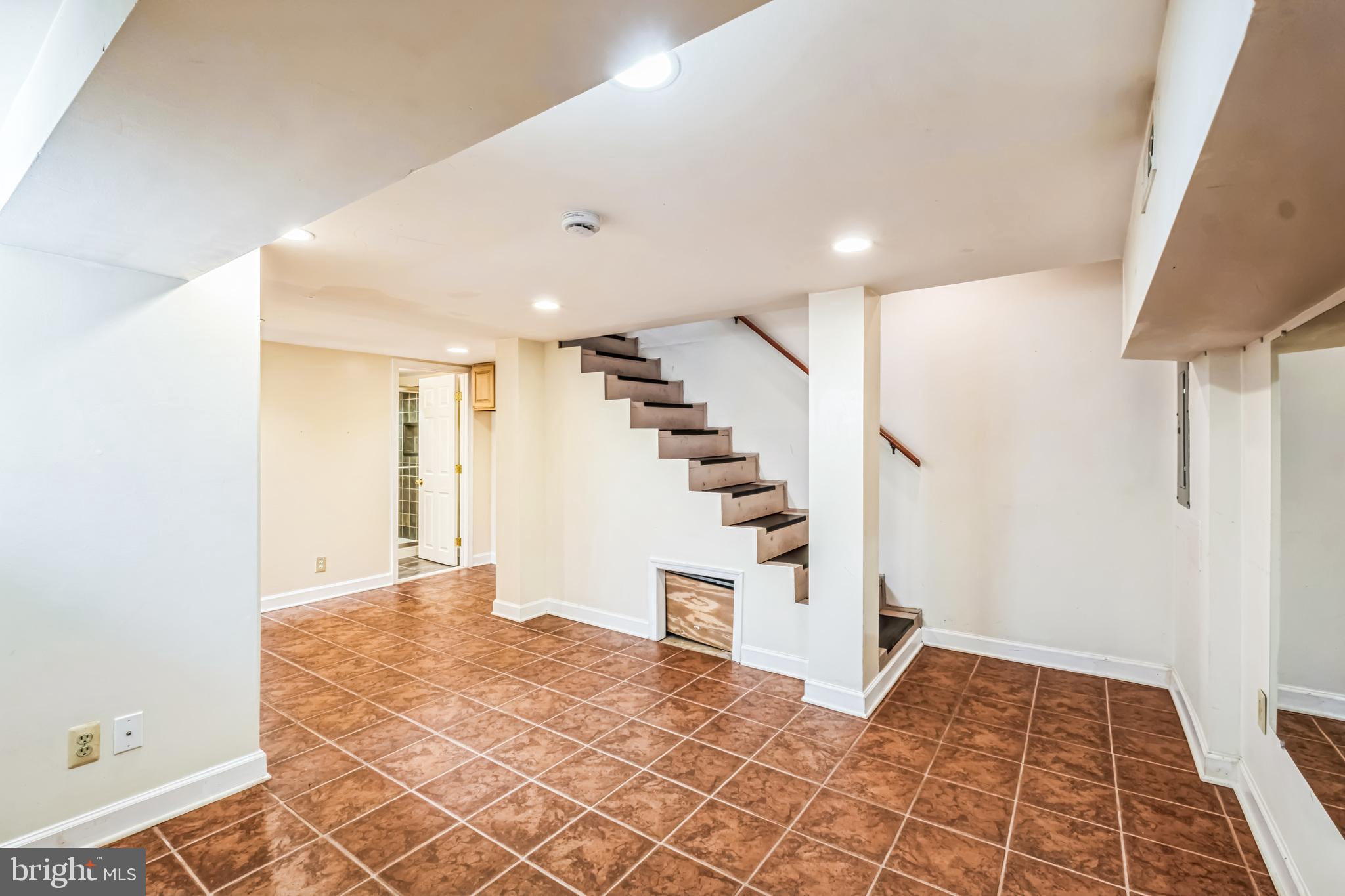 DUKE GARDENS - Residential