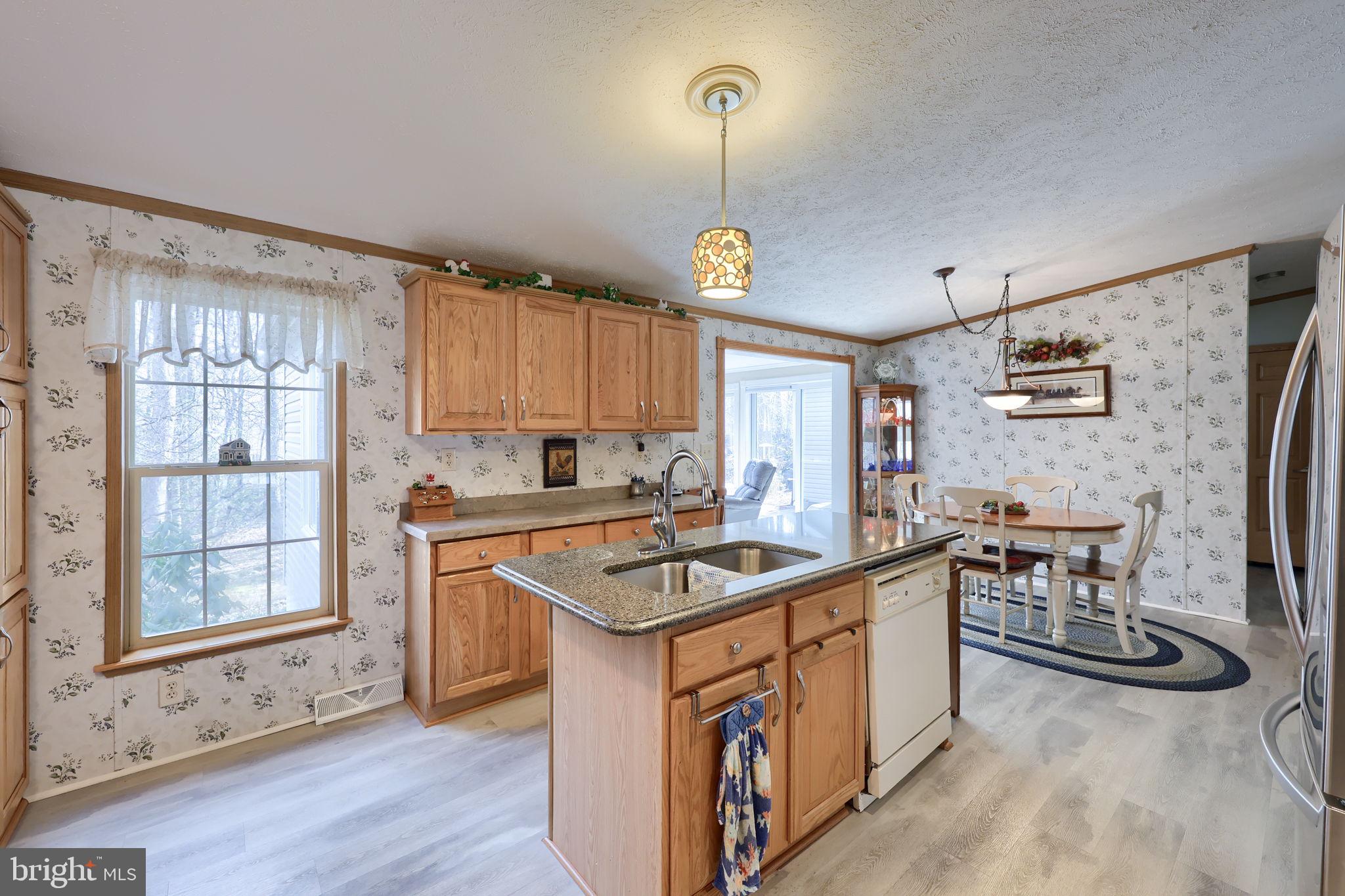 GRETNA SPRINGS COMMUNITY - Residential