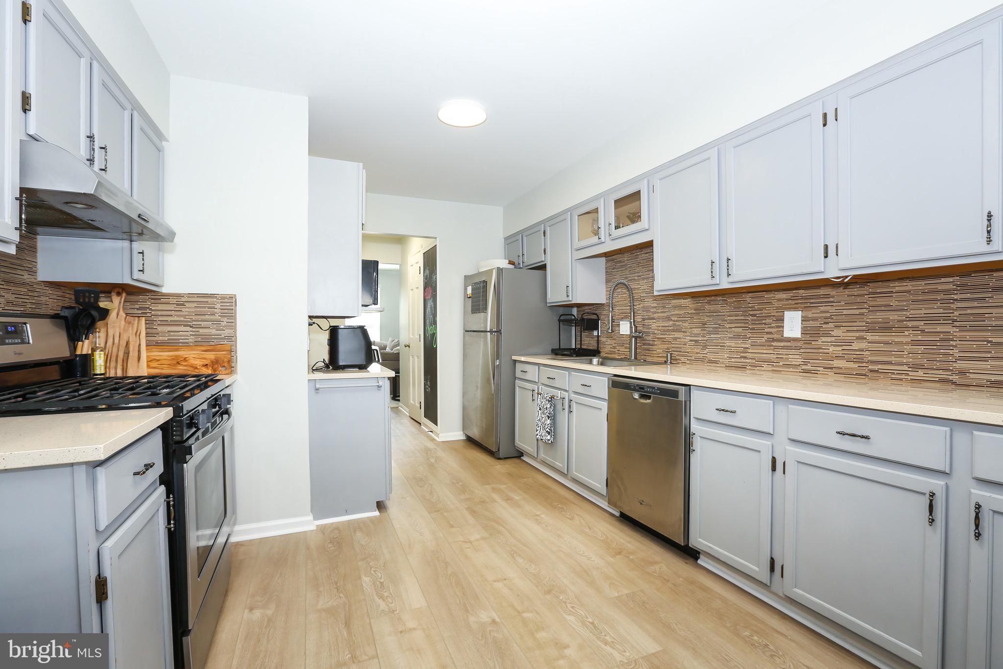 OAK SPRINGS - Residential