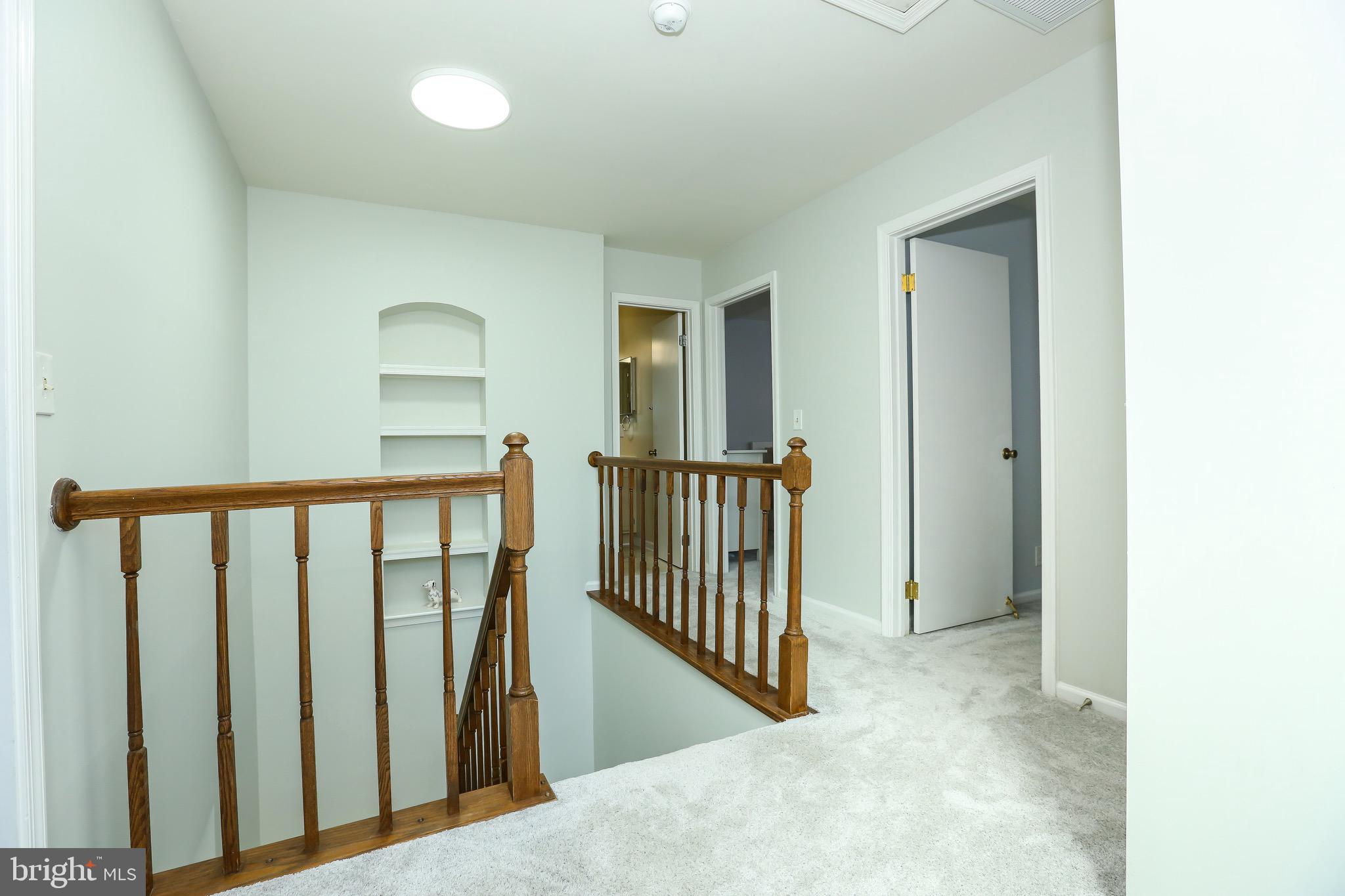 OAK SPRINGS - Residential