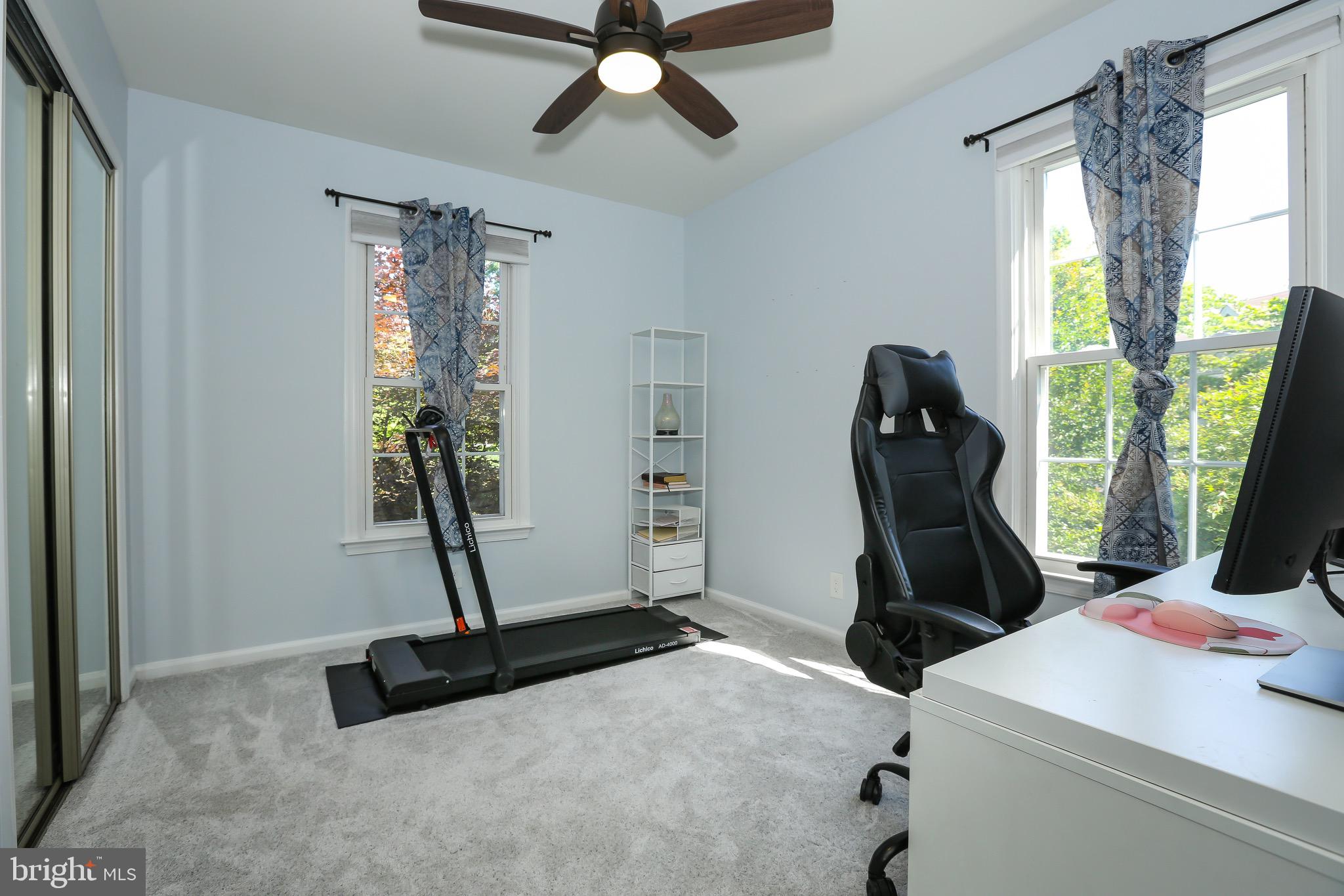 OAK SPRINGS - Residential