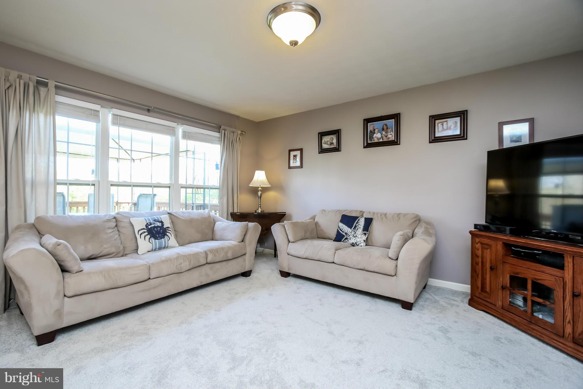 FURNACE HILLS - Residential