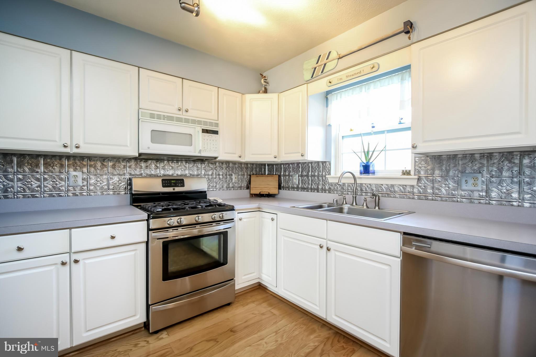 FURNACE HILLS - Residential