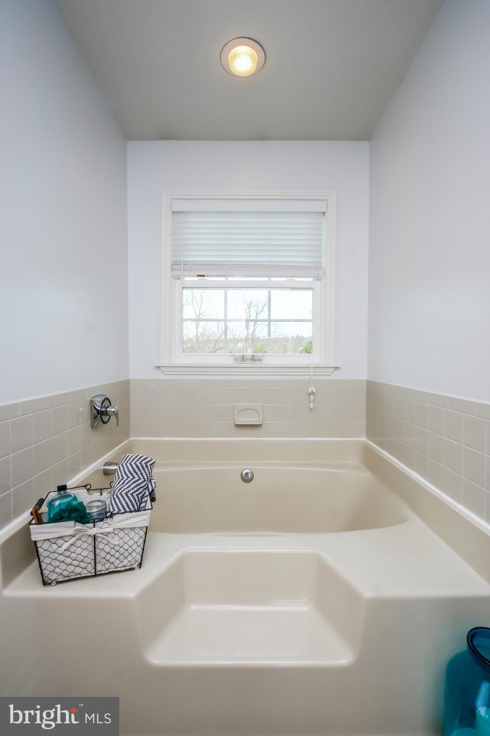 FURNACE HILLS - Residential