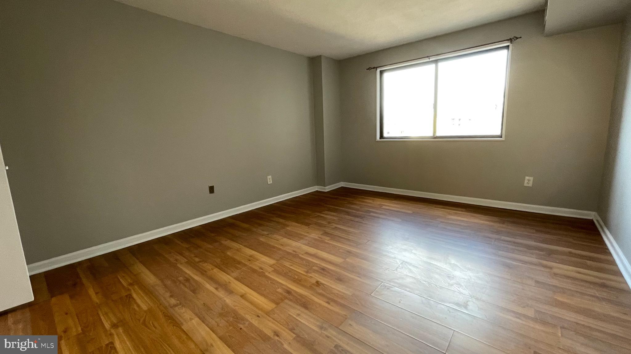 PRESIDENTIAL - Residential Lease