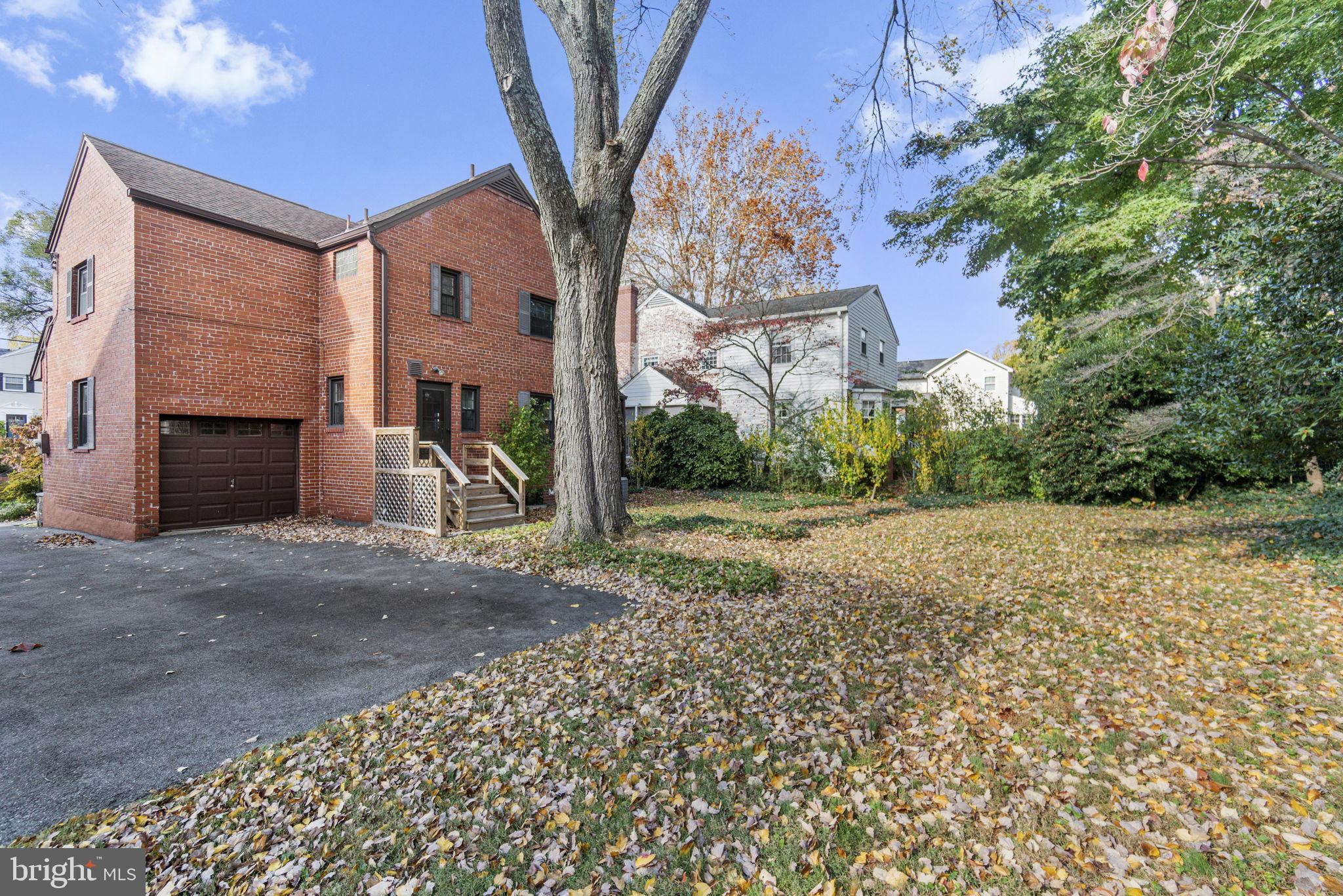 BRADMOOR - Residential