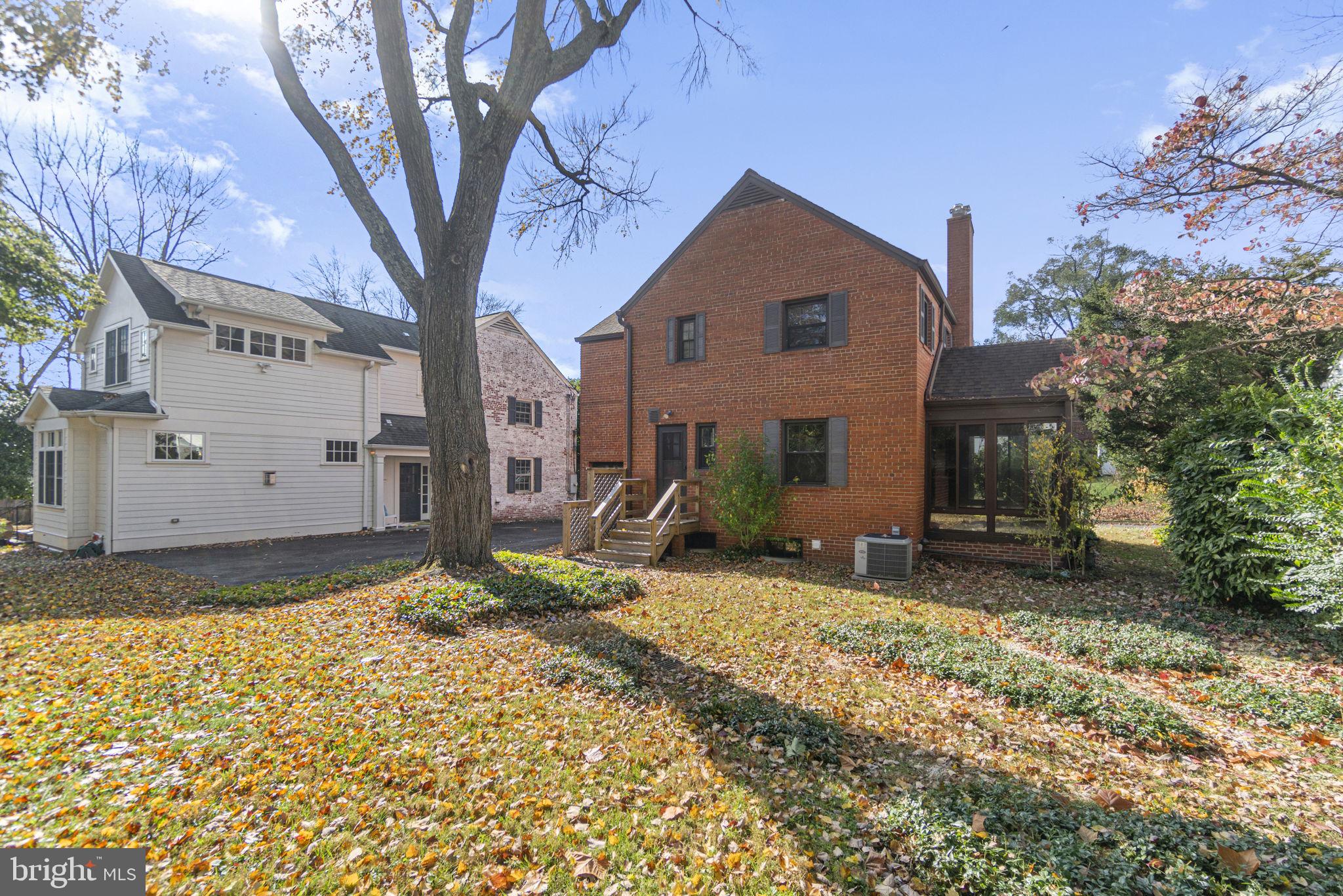 BRADMOOR - Residential