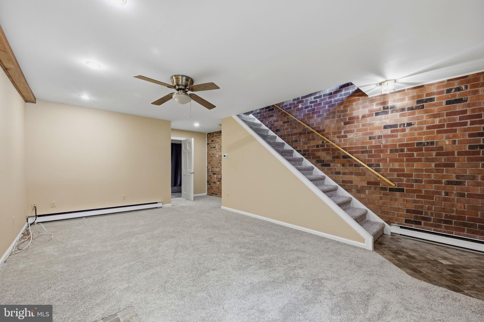 1326 RICHARDS ALLEY