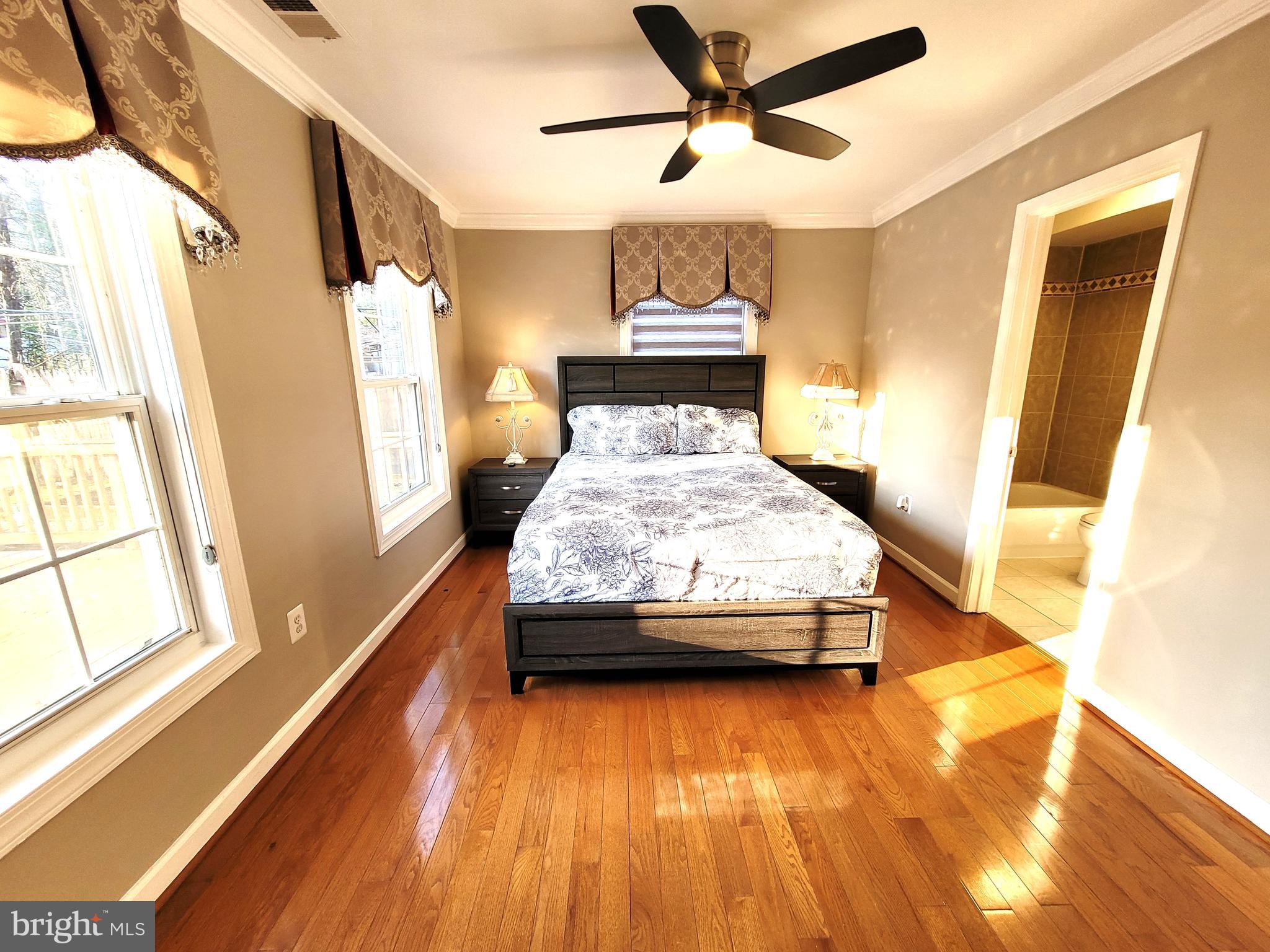 BROYHILL CREST - Residential