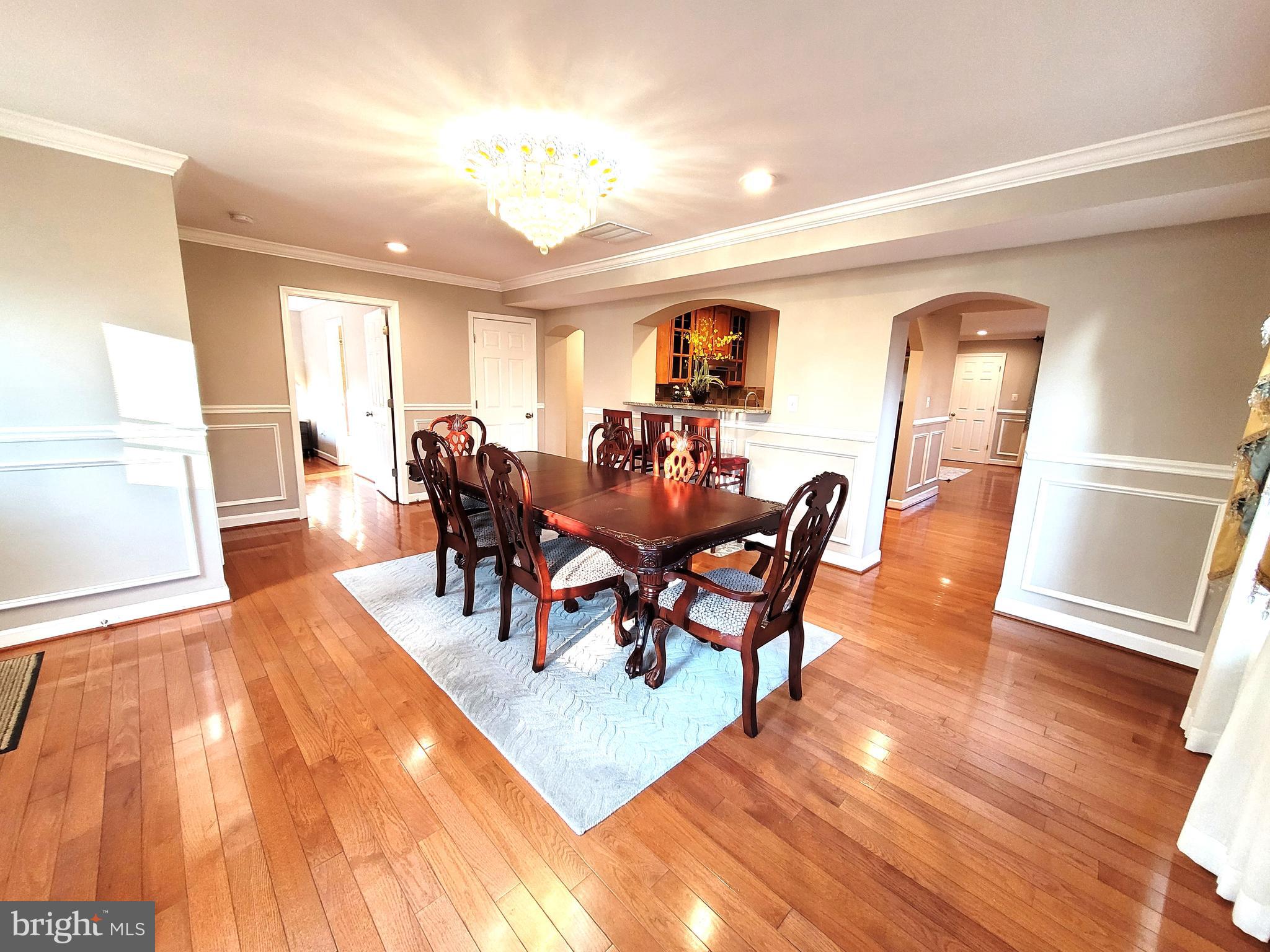 BROYHILL CREST - Residential