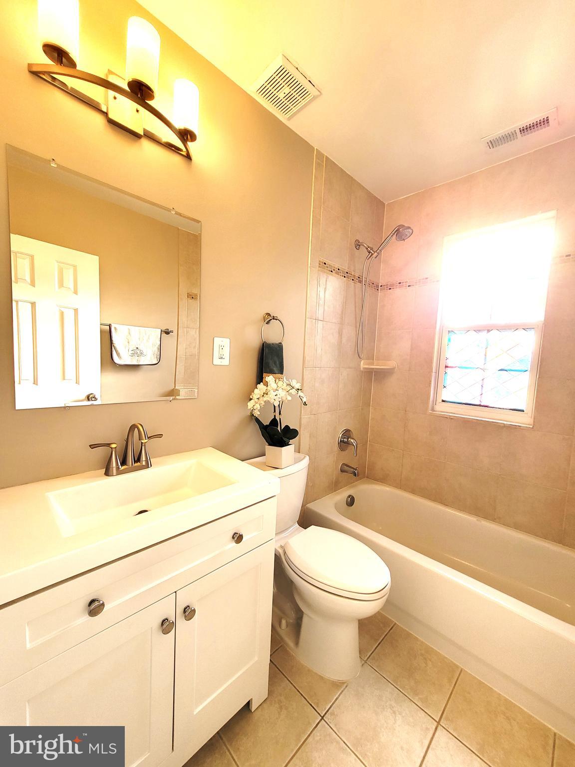 BROYHILL CREST - Residential