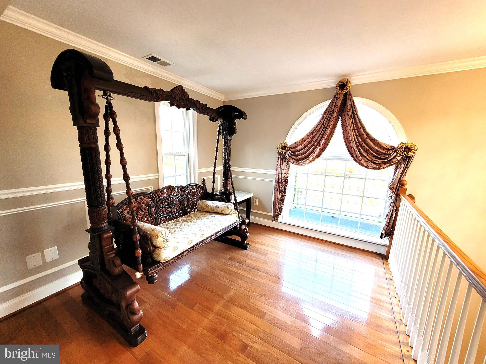 BROYHILL CREST - Residential