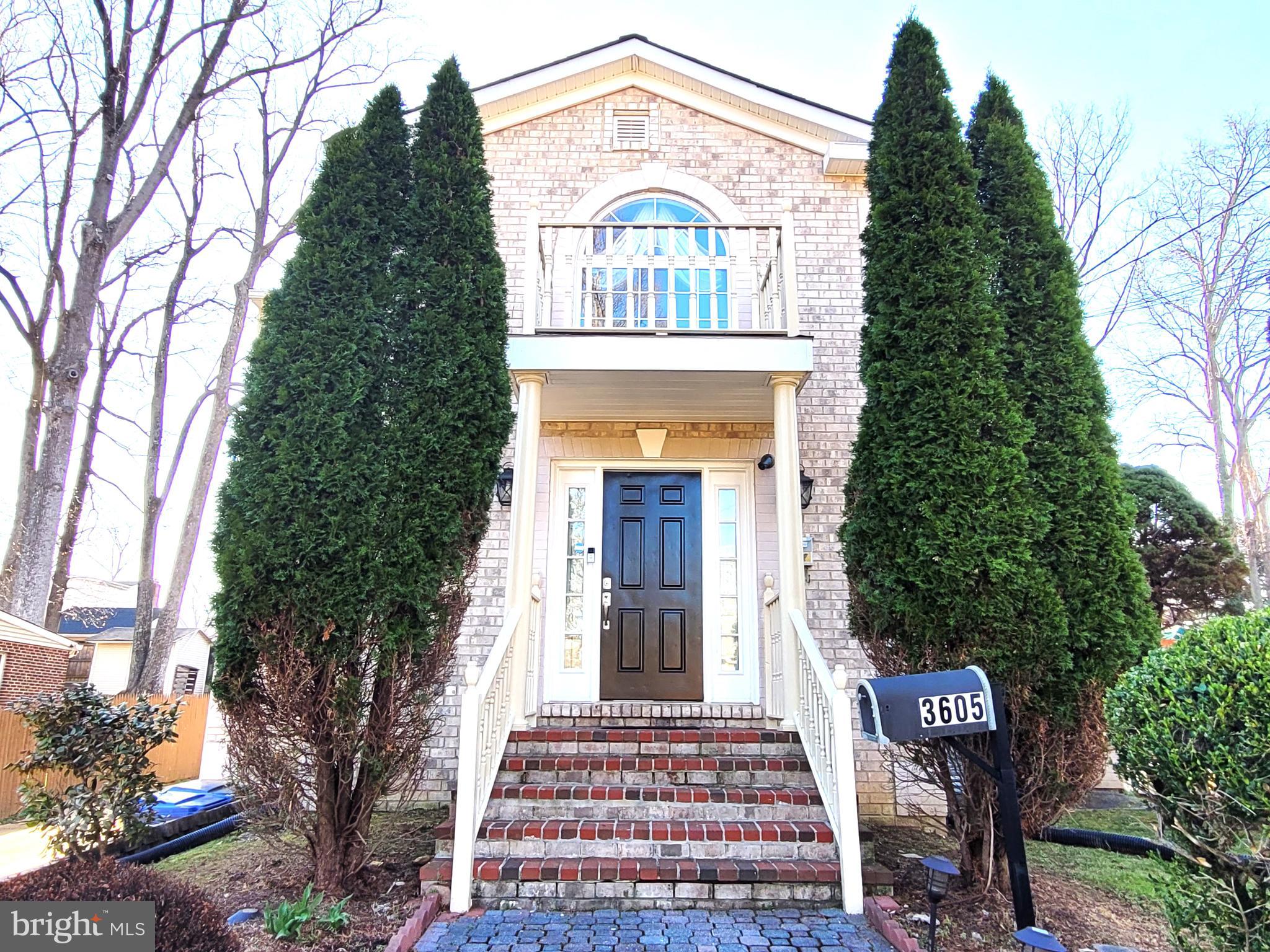 BROYHILL CREST - Residential