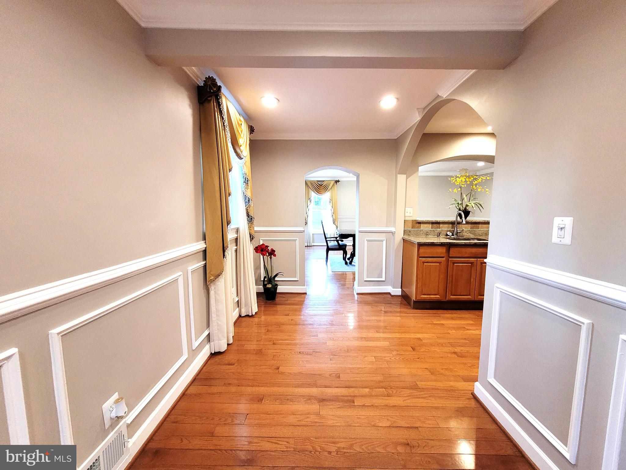 BROYHILL CREST - Residential