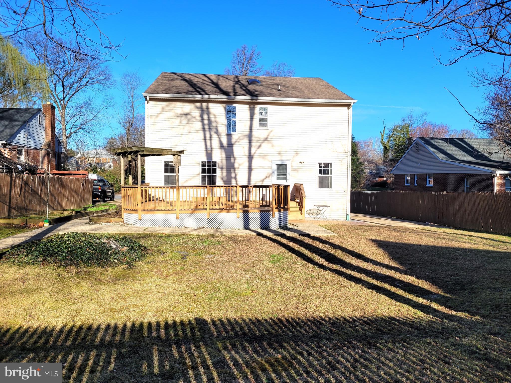 BROYHILL CREST - Residential