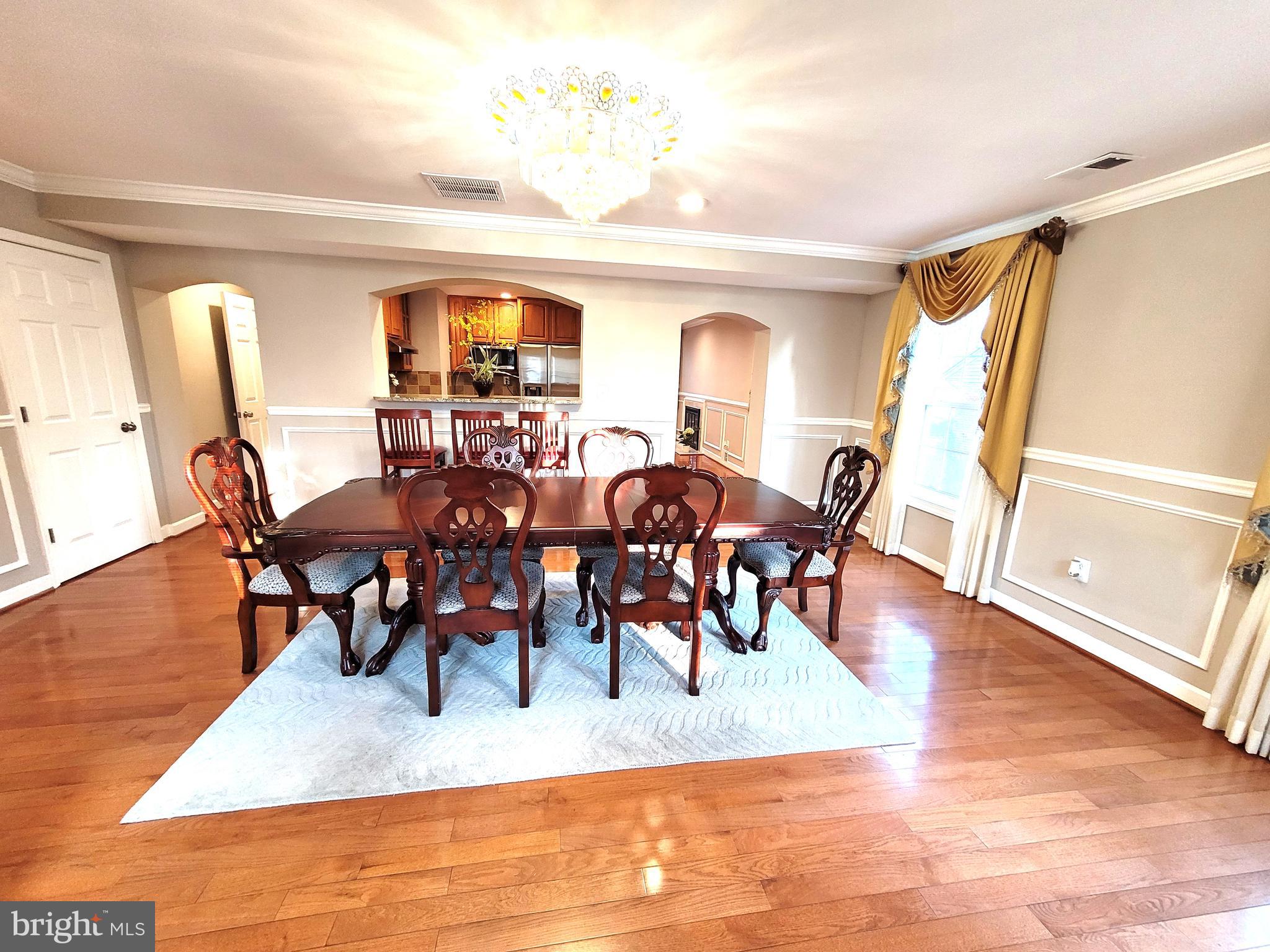 BROYHILL CREST - Residential