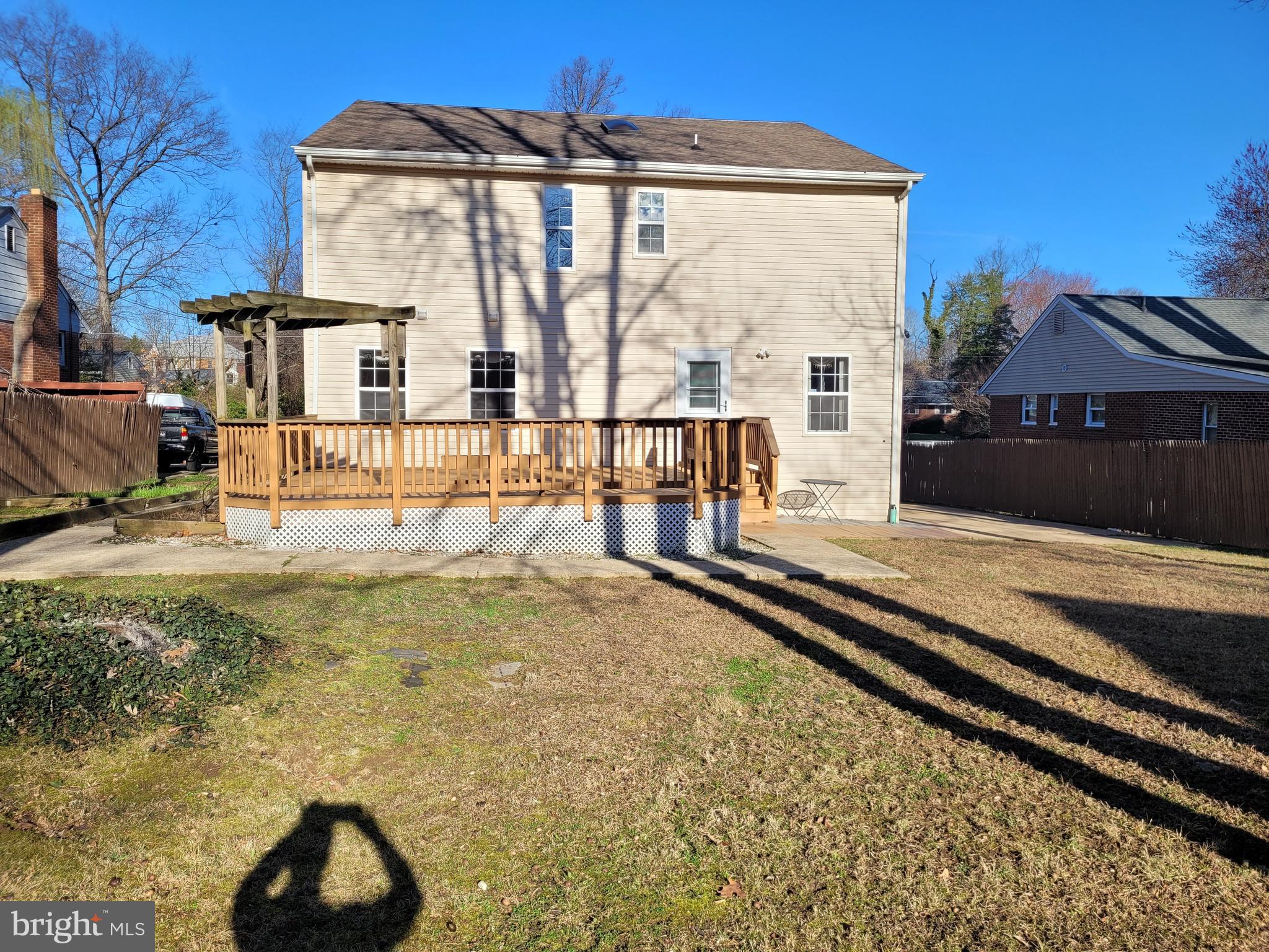 BROYHILL CREST - Residential