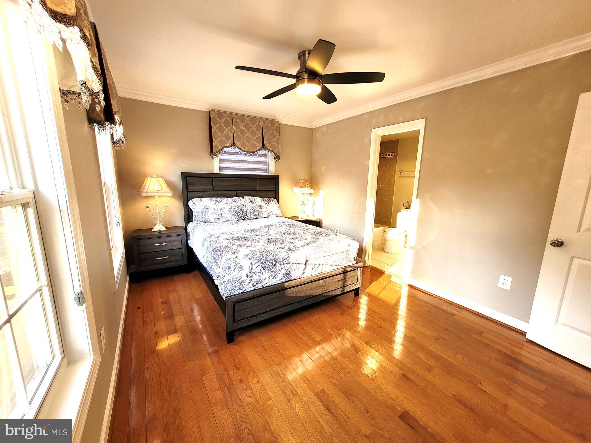 BROYHILL CREST - Residential