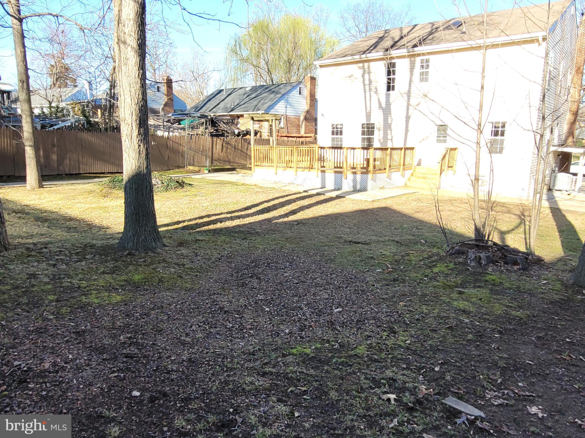 BROYHILL CREST - Residential