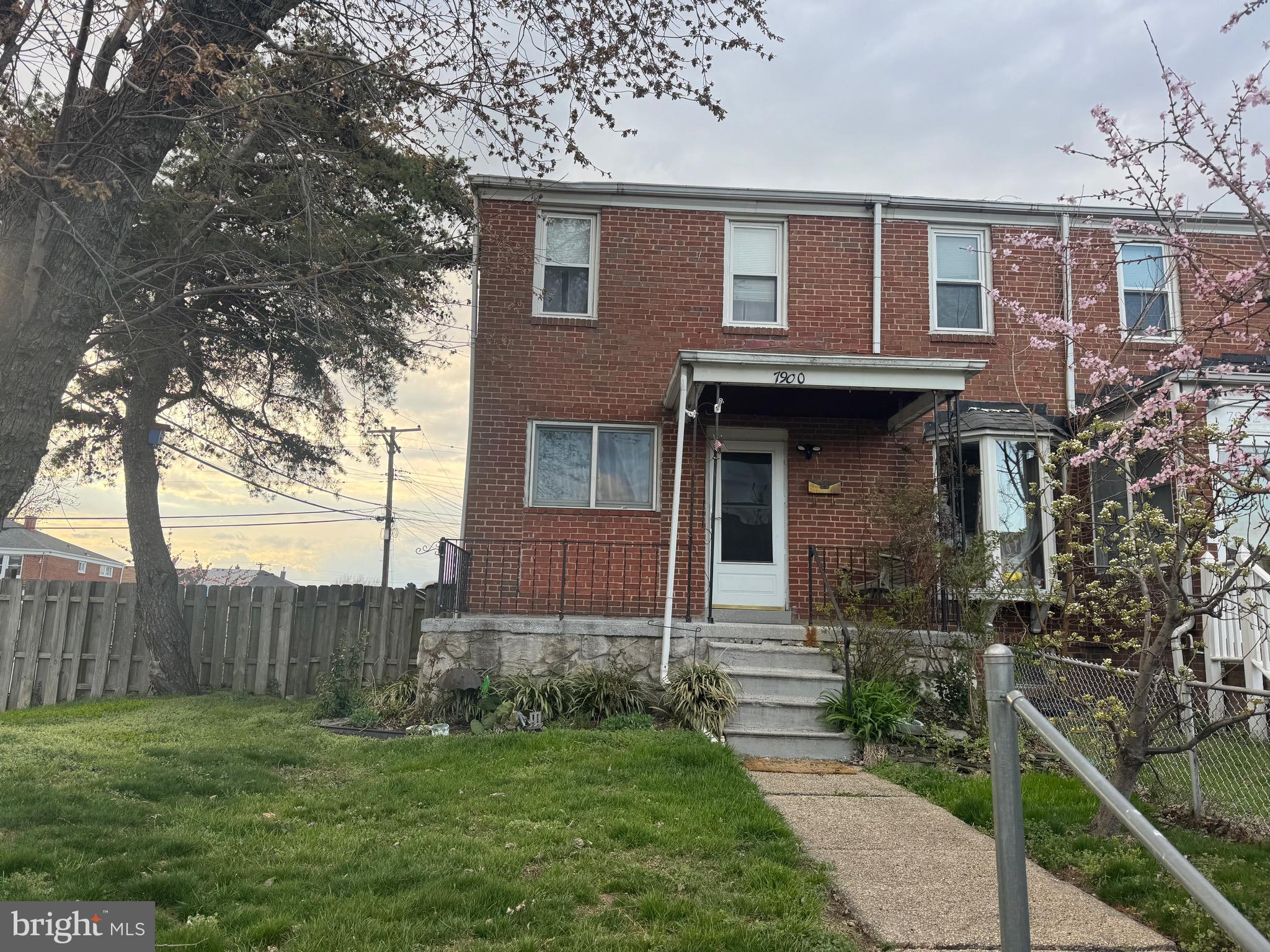 NORTH POINT VILLAGE - Residential