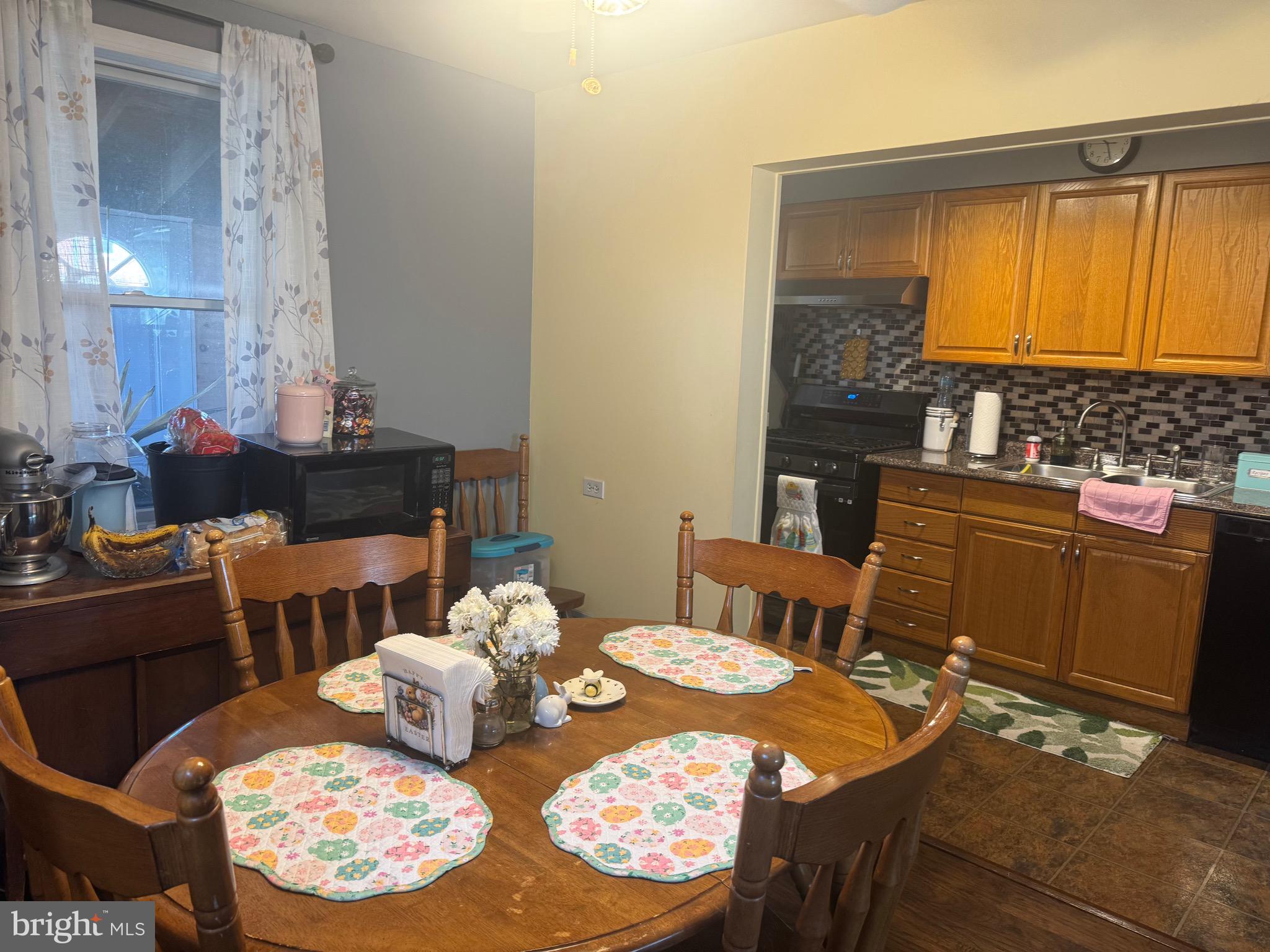 NORTH POINT VILLAGE - Residential