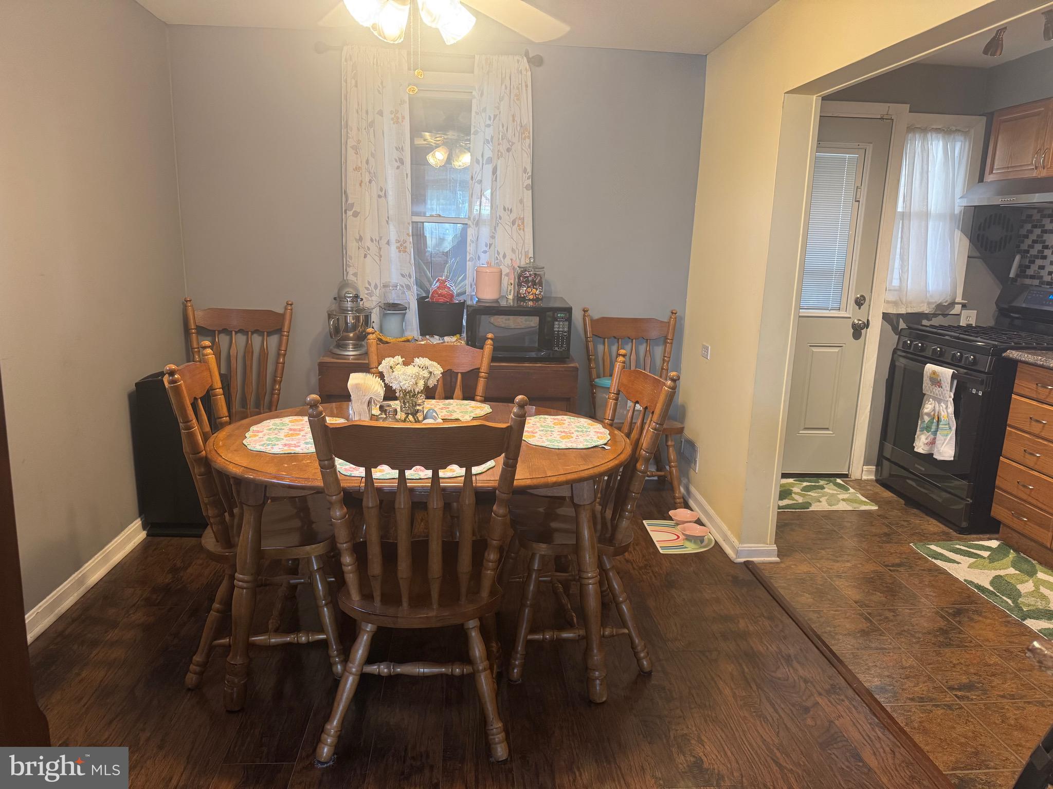 NORTH POINT VILLAGE - Residential