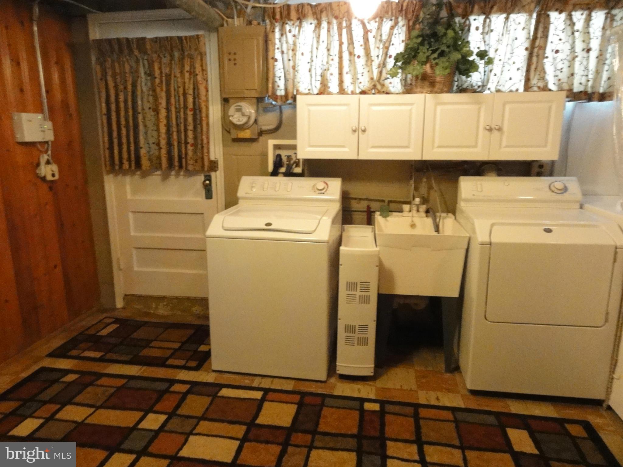 EDMONDSON HEIGHTS - Residential