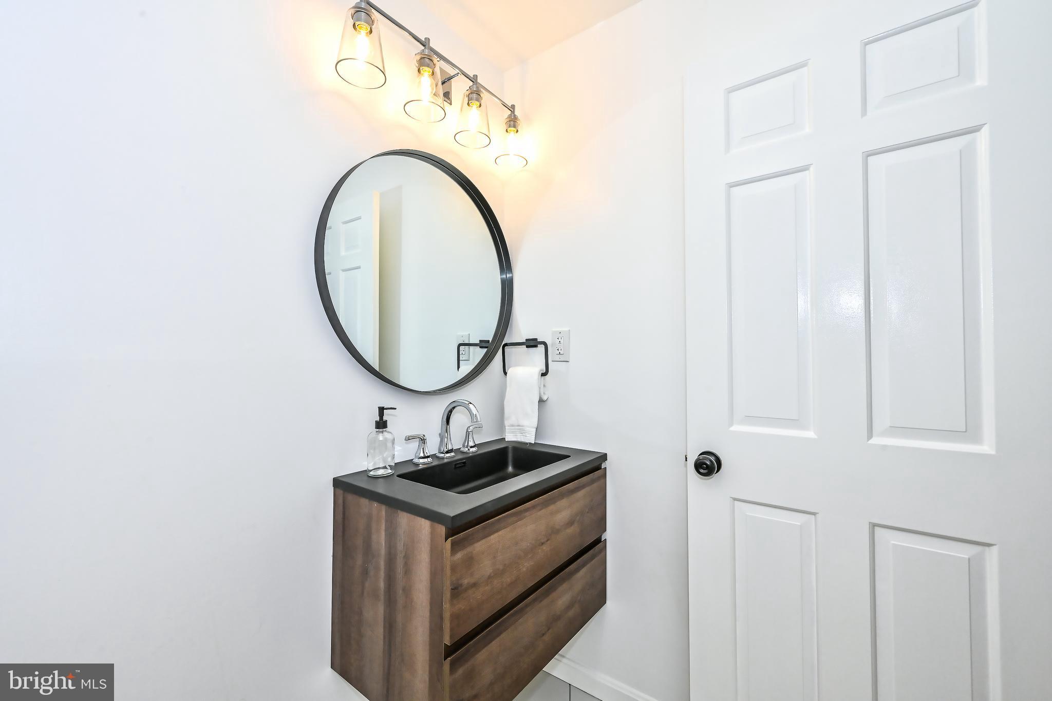 WESTMORELAND HILLS - Residential