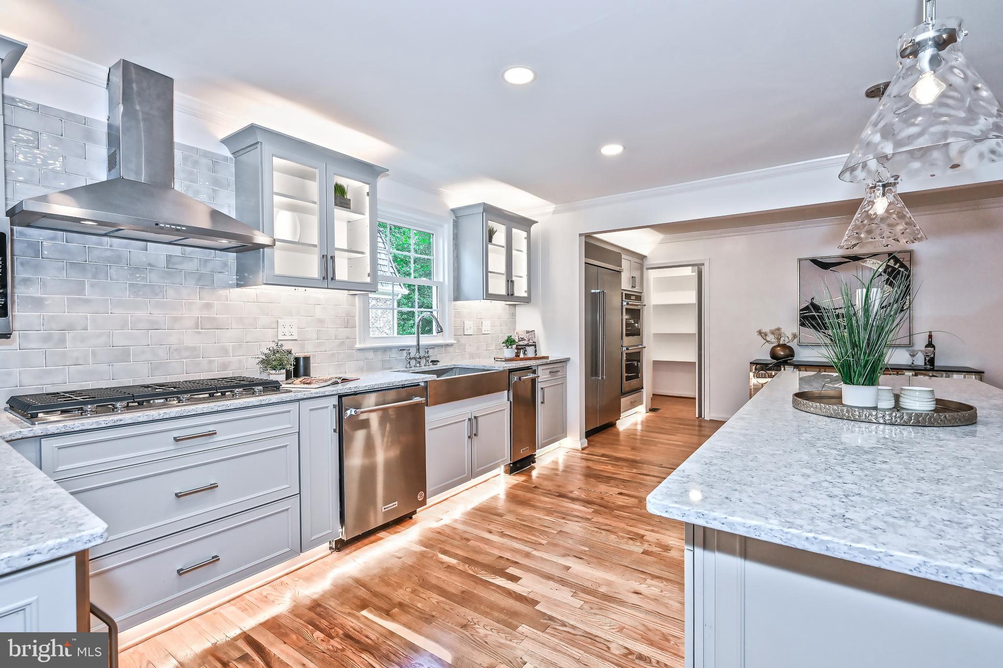 WESTMORELAND HILLS - Residential