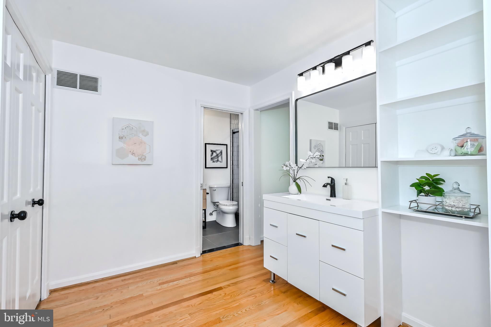 WESTMORELAND HILLS - Residential